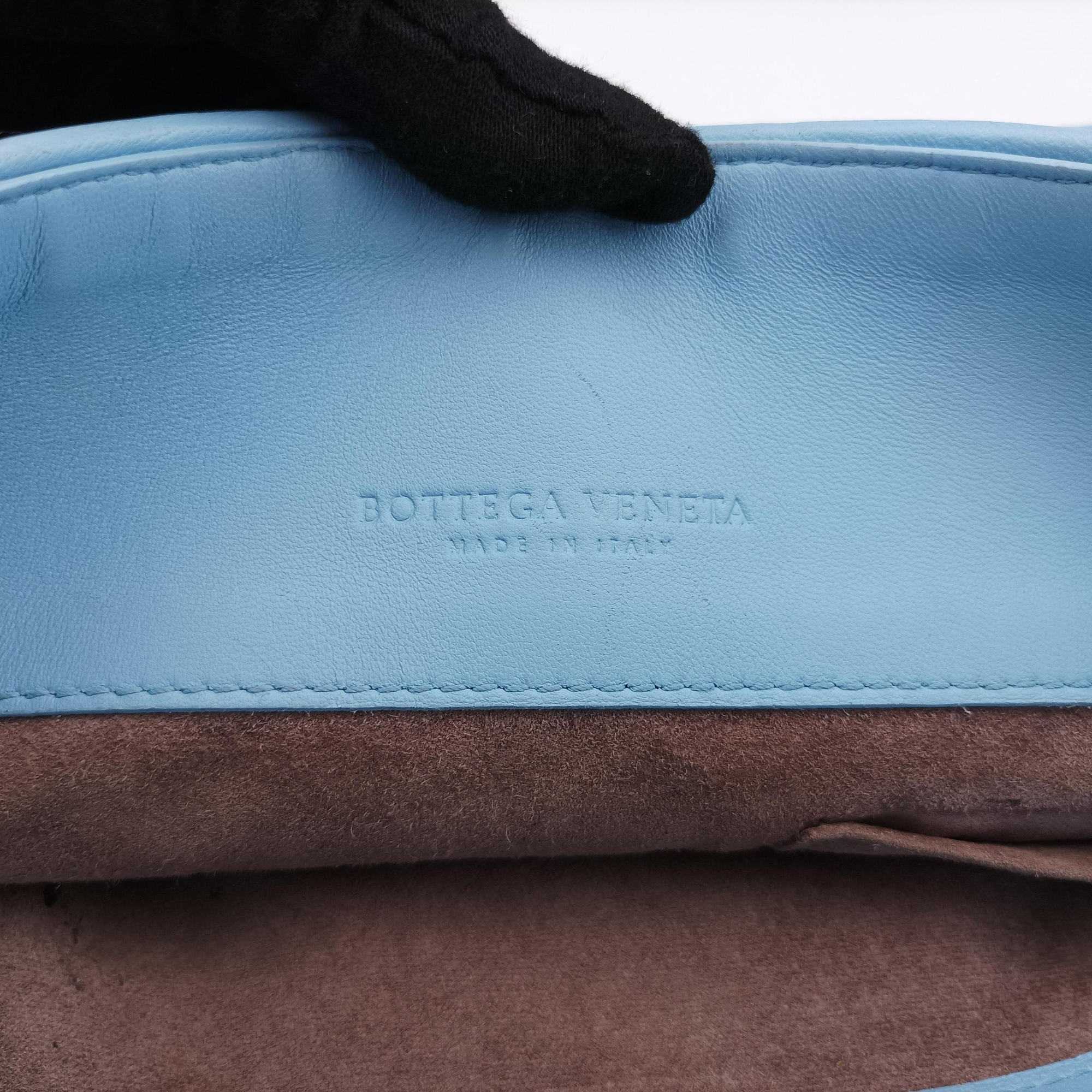 Intrecciato Olimpia Blue lambskin B03387877Bイントレチャート オリンピア ブルー ラムスキン B03387877B