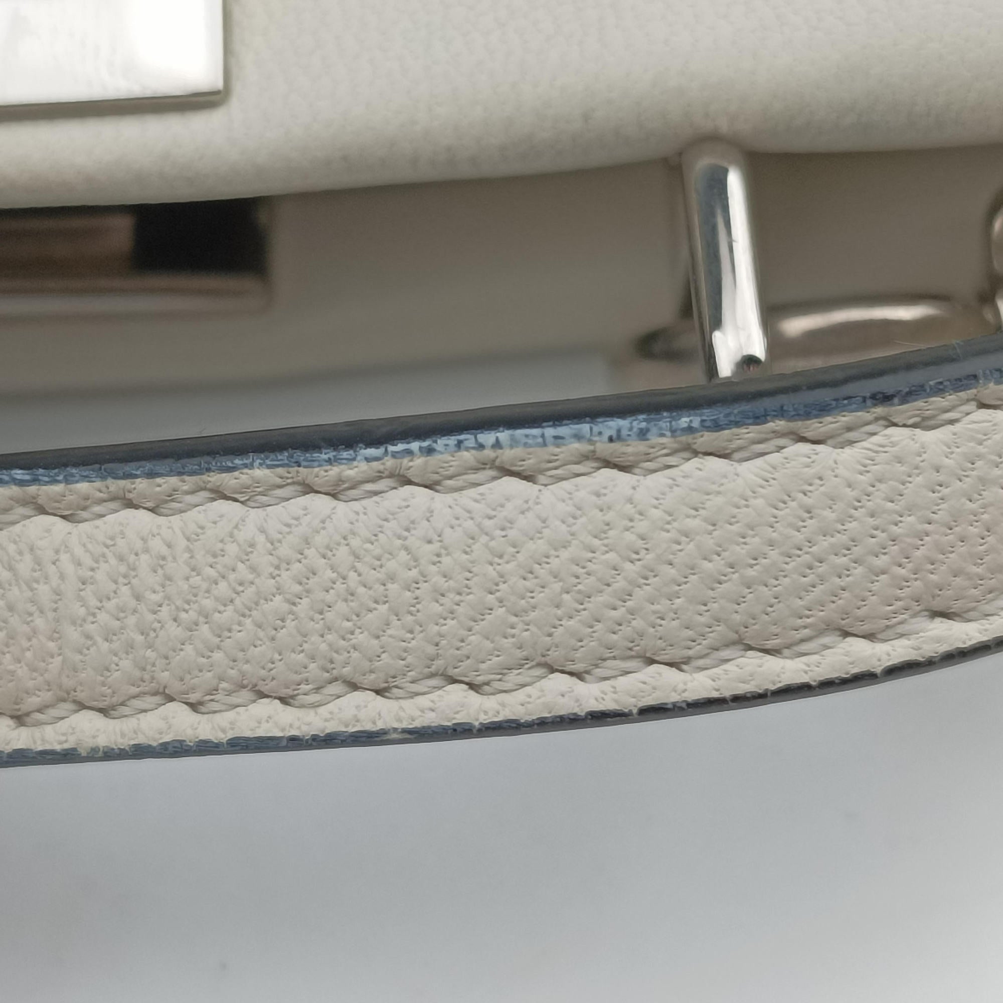 Micro Peekaboo White Leather 8M0355 8M0355-K47-150-0501マイクロピーカブー ホワイト レザー 8M0355 8M0355-K47-150-0501