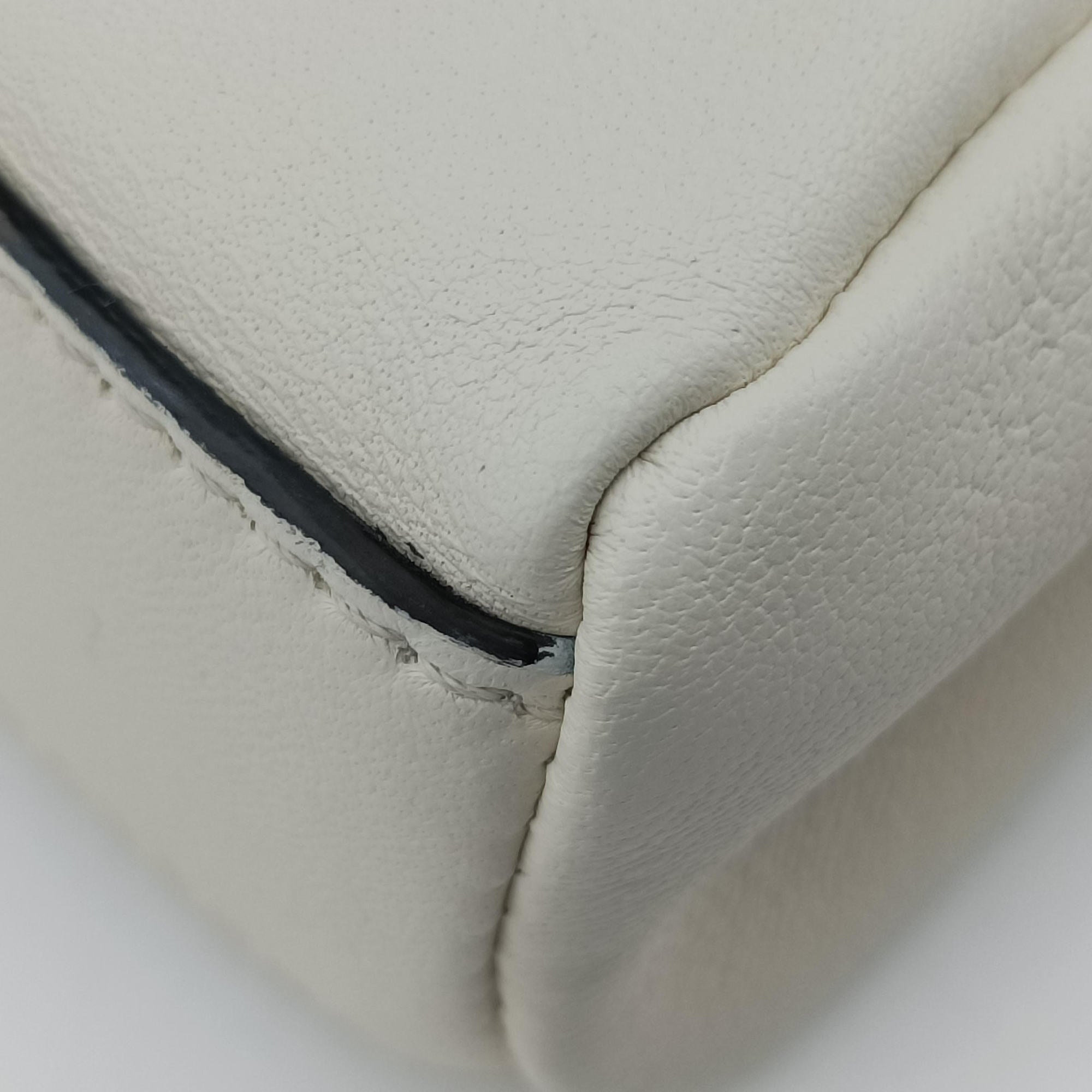 Micro Peekaboo White Leather 8M0355 8M0355-K47-150-0501マイクロピーカブー ホワイト レザー 8M0355 8M0355-K47-150-0501