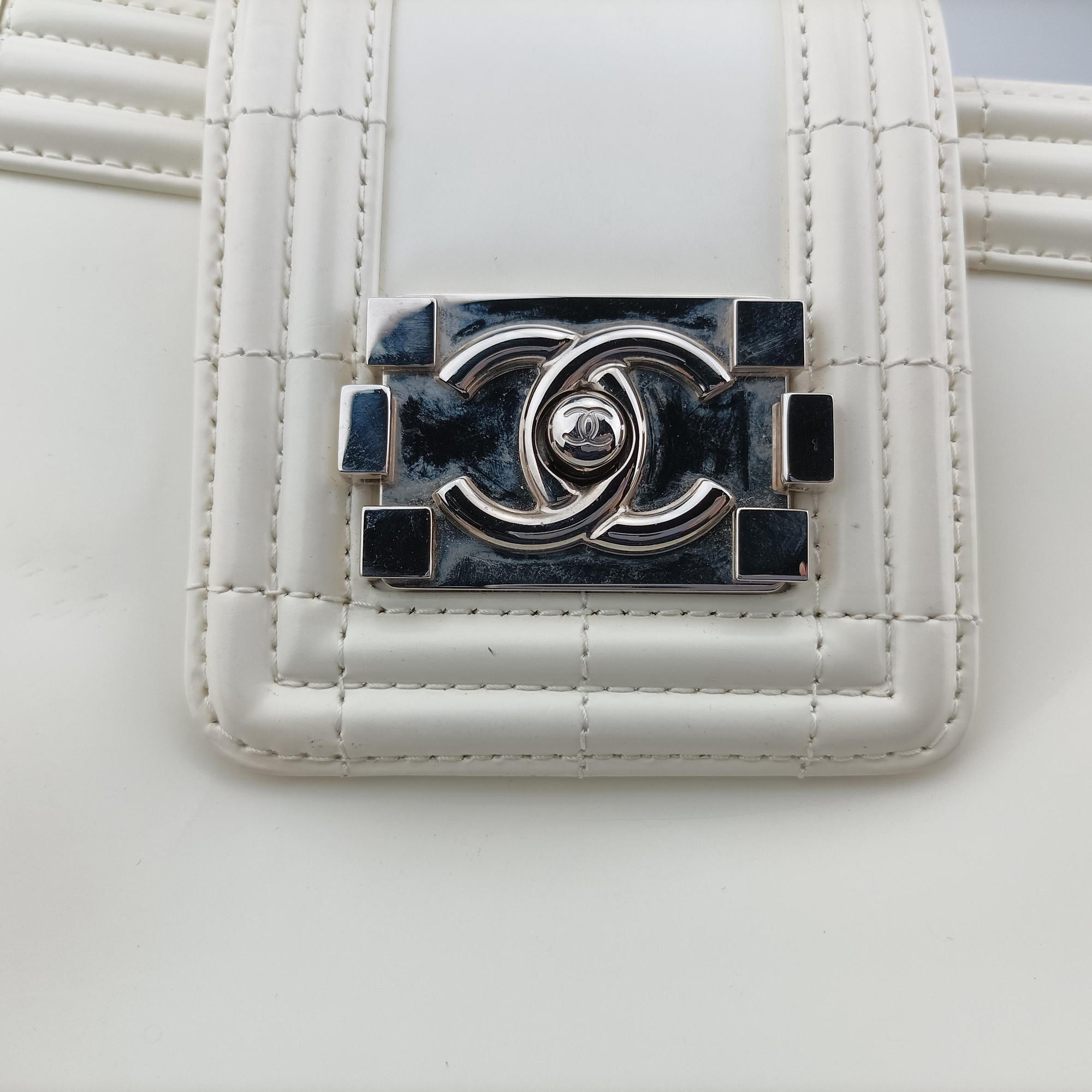 Boy Chanel White Leather A67019 16157345ボーイシャネル ホワイト レザー A67019 16157345
