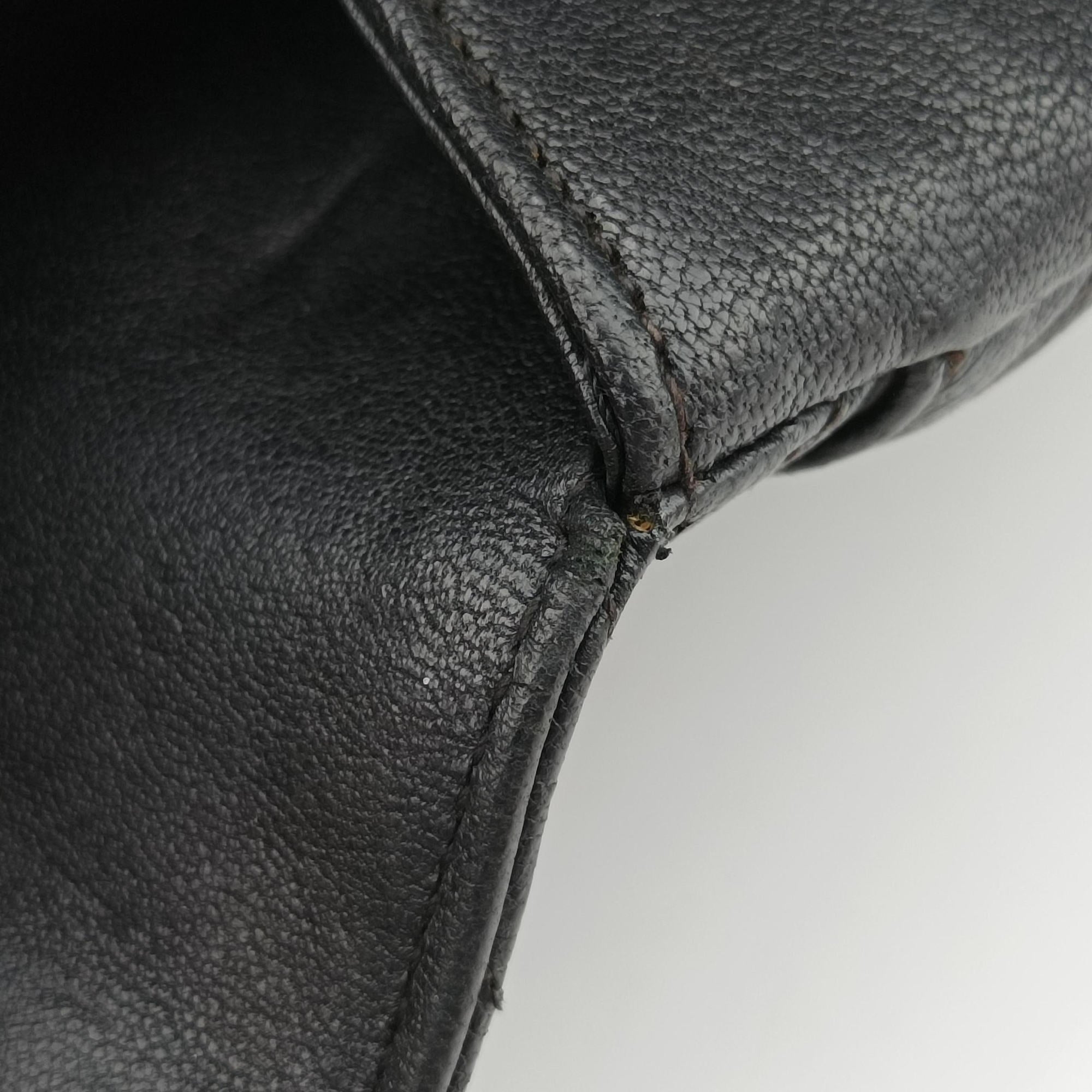 COLLEGE Black Leather 428056 GUE428056.0916カレッジ ブラック レザー 428056 GUE428056.0916