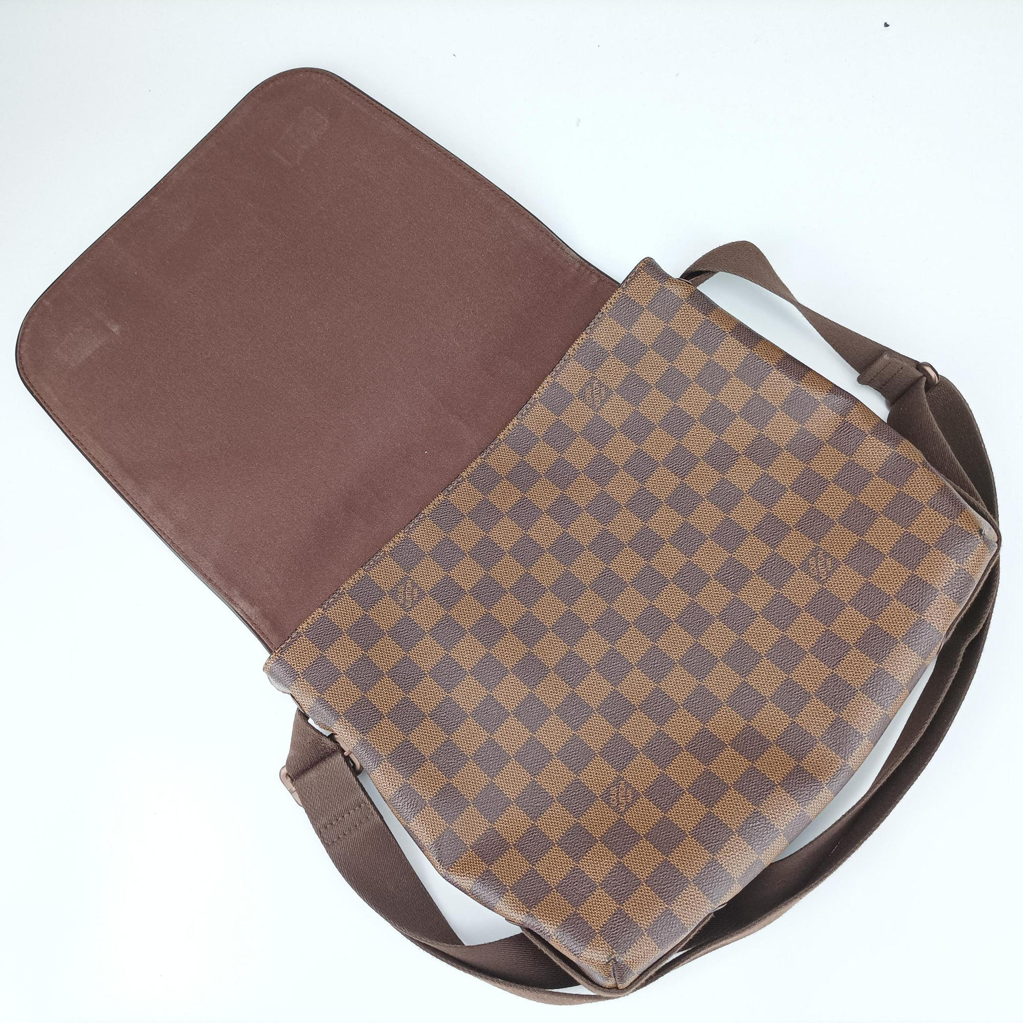 BROOKLYN MM EBENE Damier Canvas N51211 CA4151ブルックリンMM エベヌ ダミエキャンバス N51211 CA4151