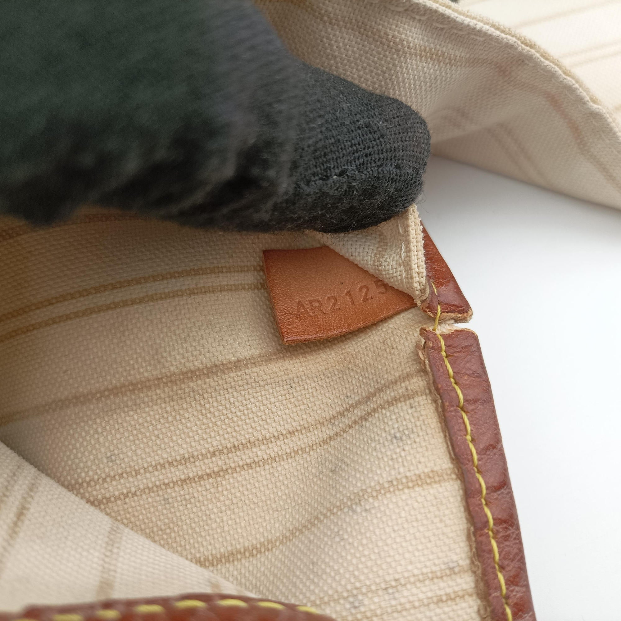 Neverfull MM Azur Damier Canvas N51107 AR2125ネヴァーフルMM アズール ダミエキャンバス N51107 AR2125