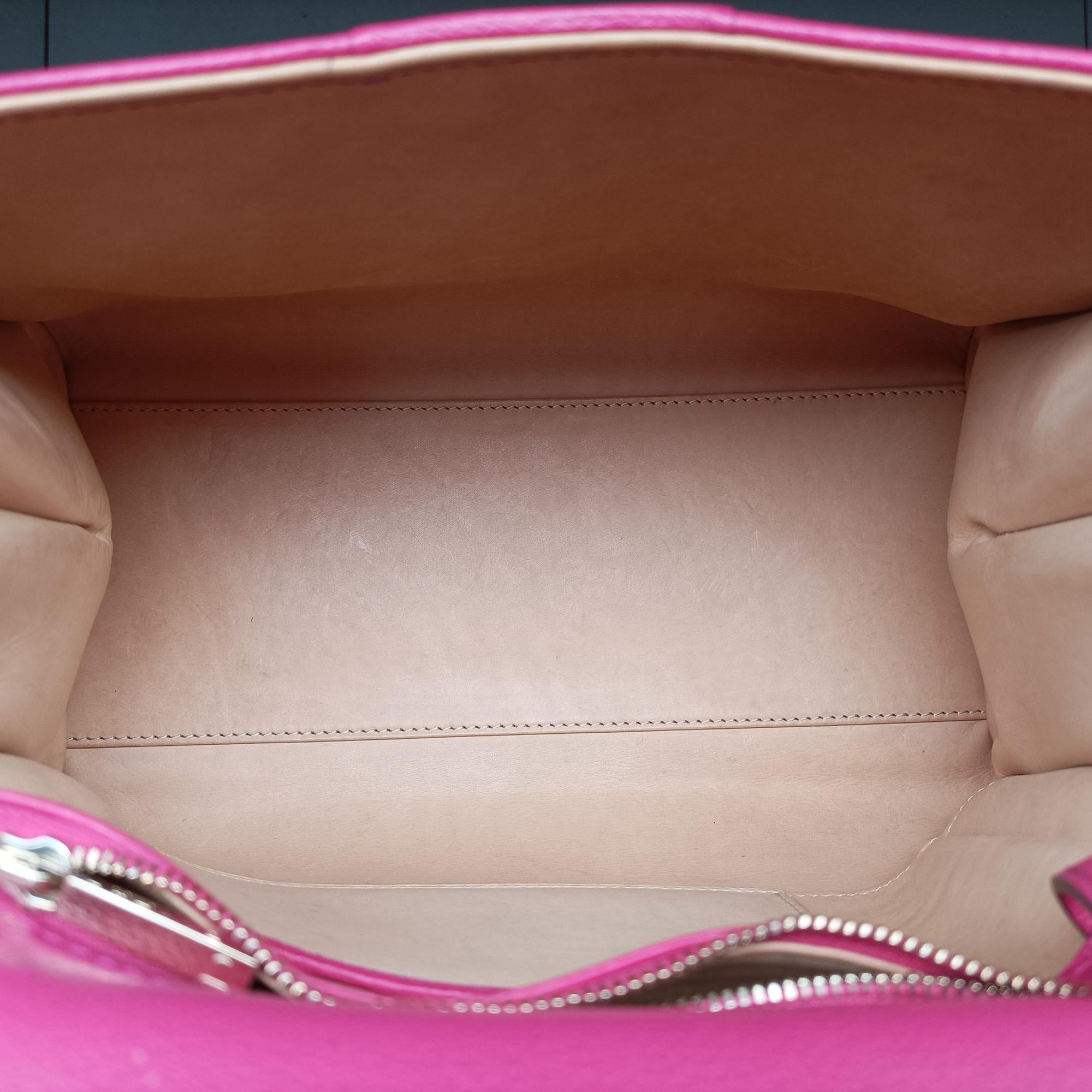 Brillant Rose Leather HO4Hブリリアント ローズ レッド レザー HO4H