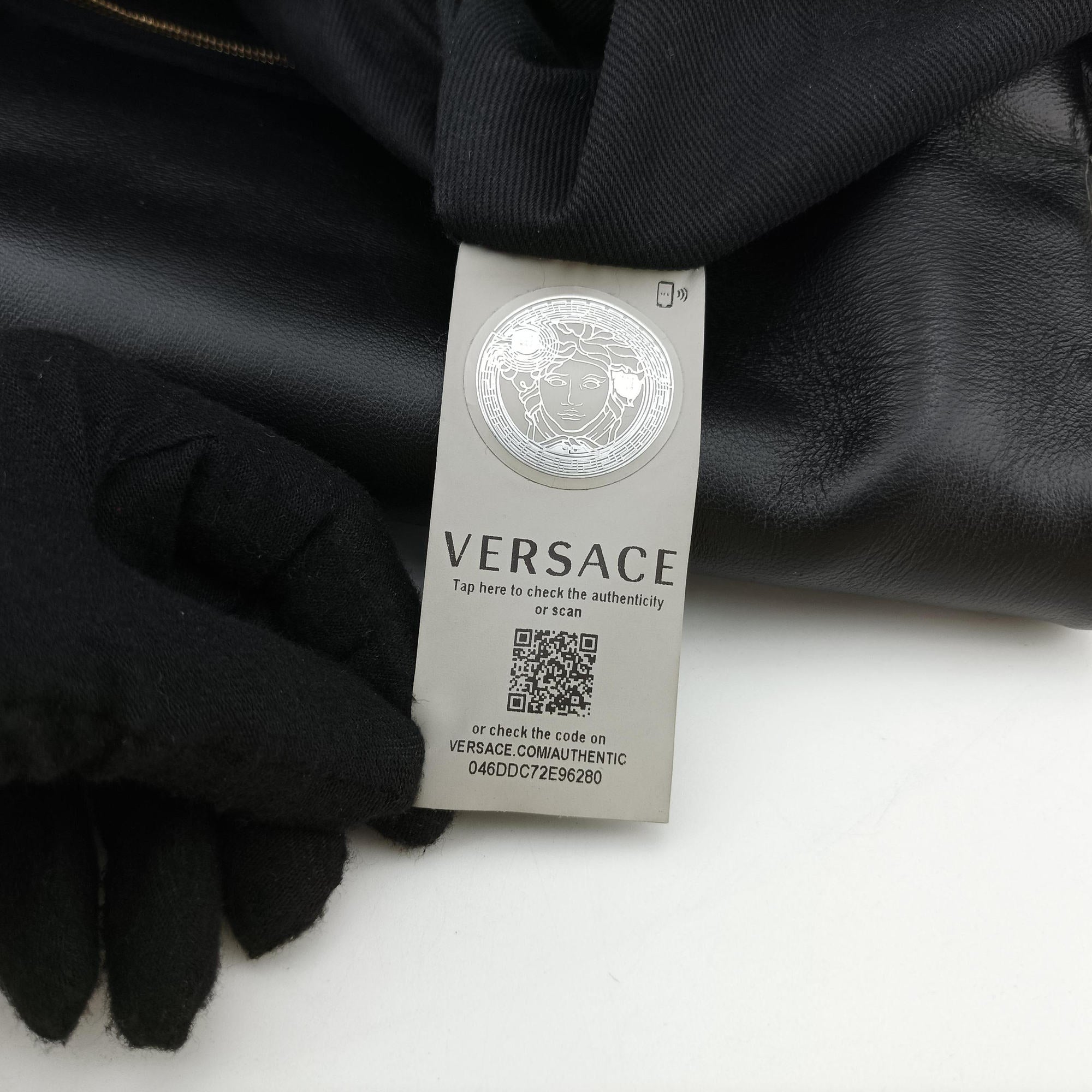 Vanitas Medusa Black leather 046DDC72E96280ヴァニタス メデューサ ブラック レザー 046DDC72E96280