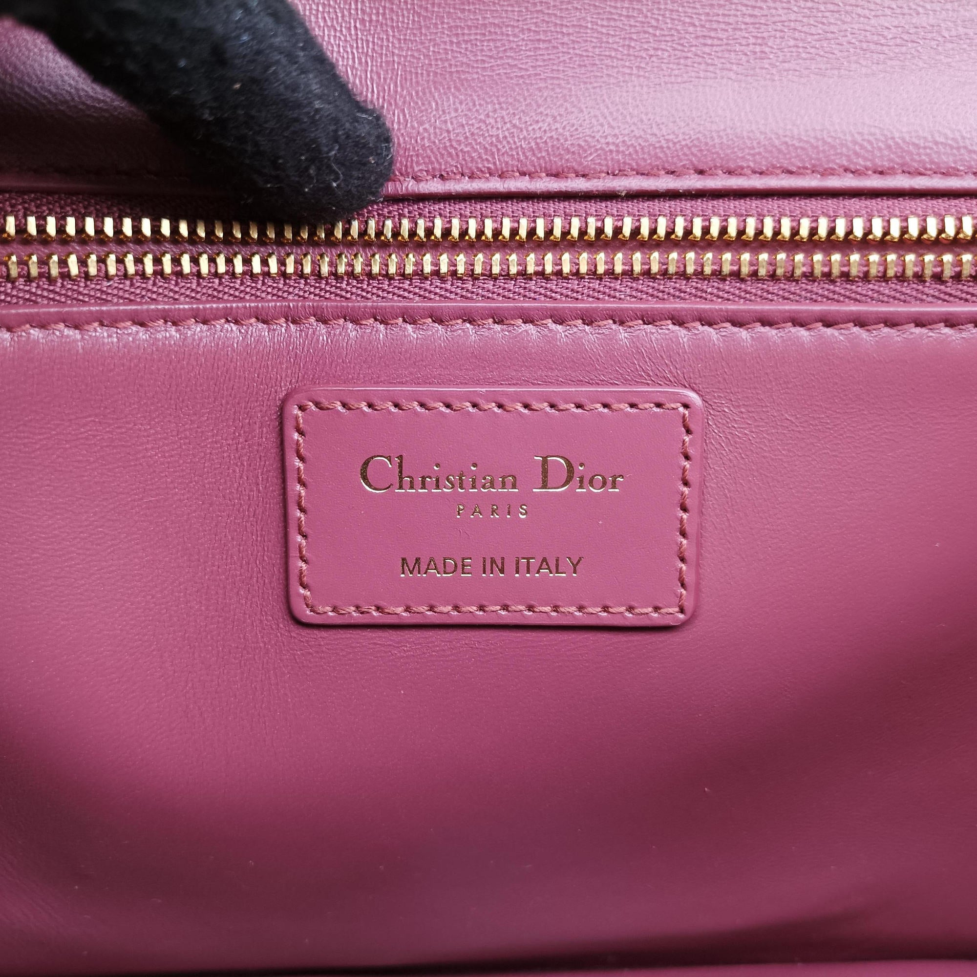 30 Montaigne Pink Leather 09-BO-029030モンテーニュ ピンク レザー 09-BO-0290
