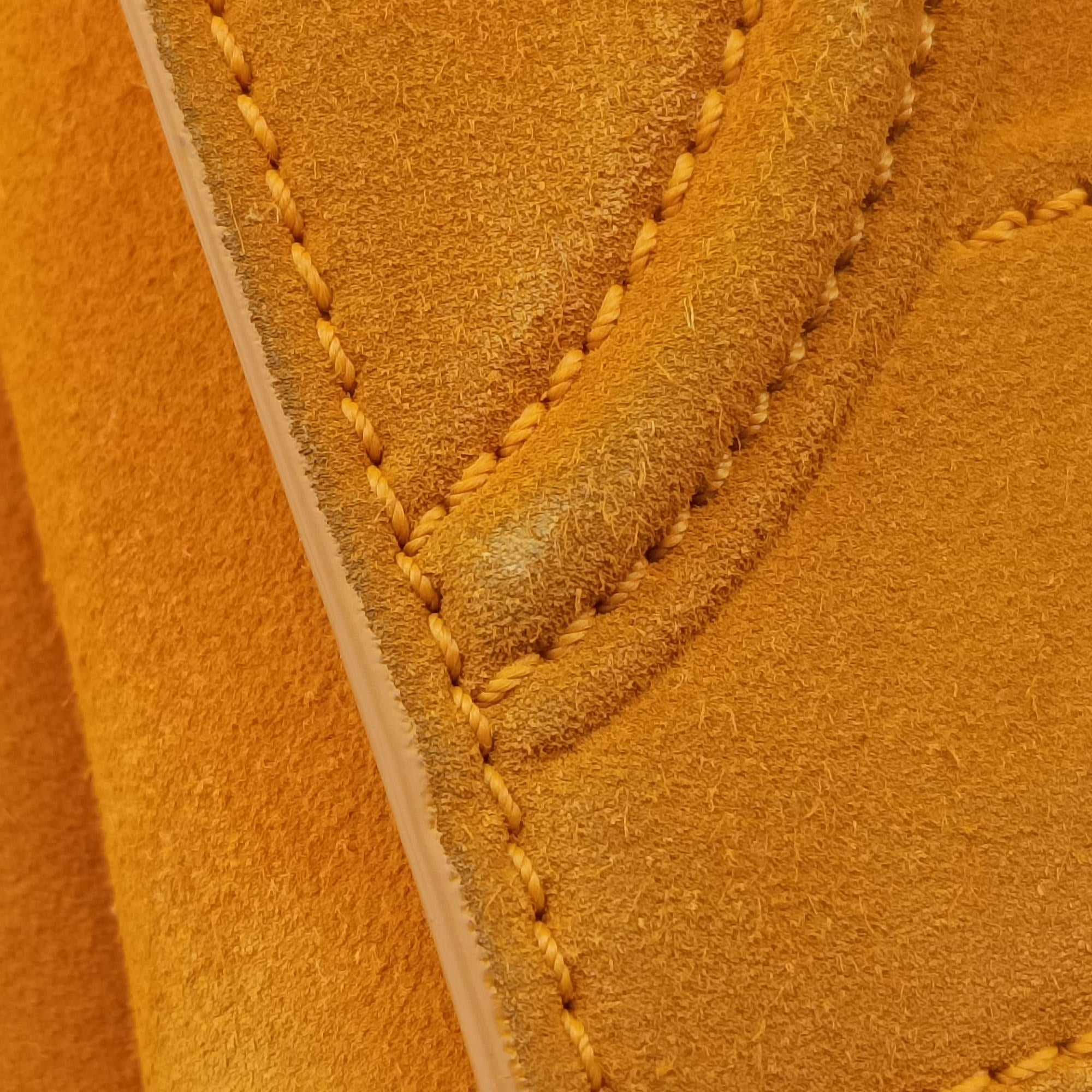 Luggage Small Square Phantom Yellow suede F-CU-0133ラゲージスモールスクエアファントム イエロー スエード F-CU-0133