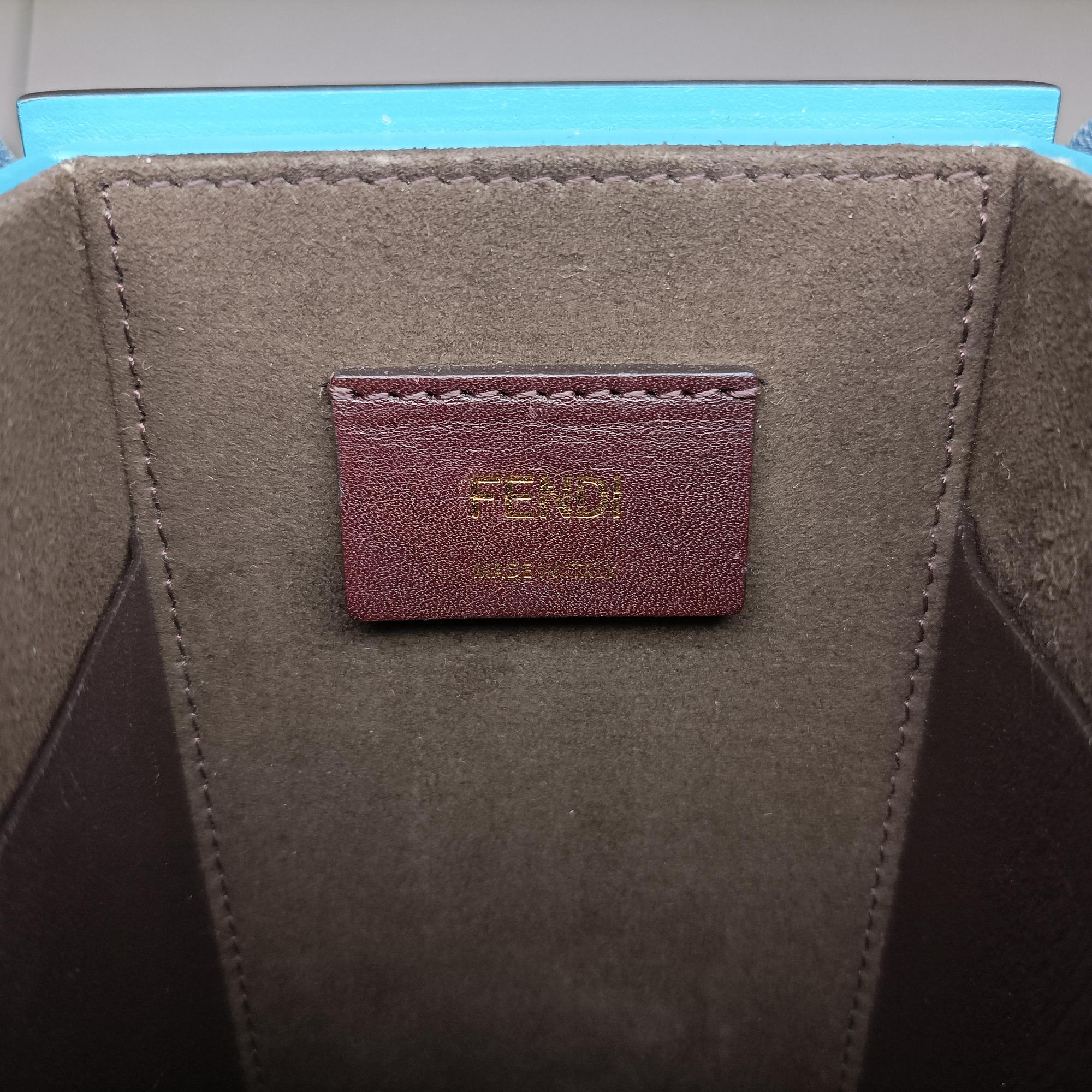 Box Packaging Blue Leather 8BT339 8BT339-ADP6 218-9047ボックス パッケージング ブルー レザー 8BT339 8BT339-ADP6 218-9047