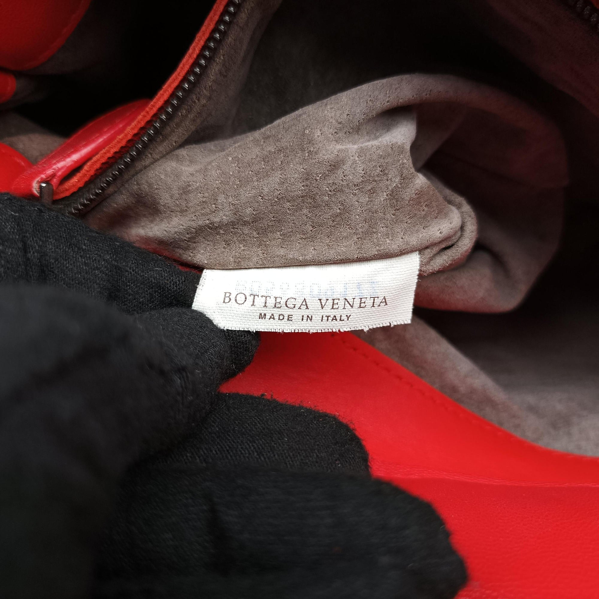 Intrecciato Olimpia Red lambskin B05680917Zイントレチャート オリンピア レッド ラムスキン B05680917Z