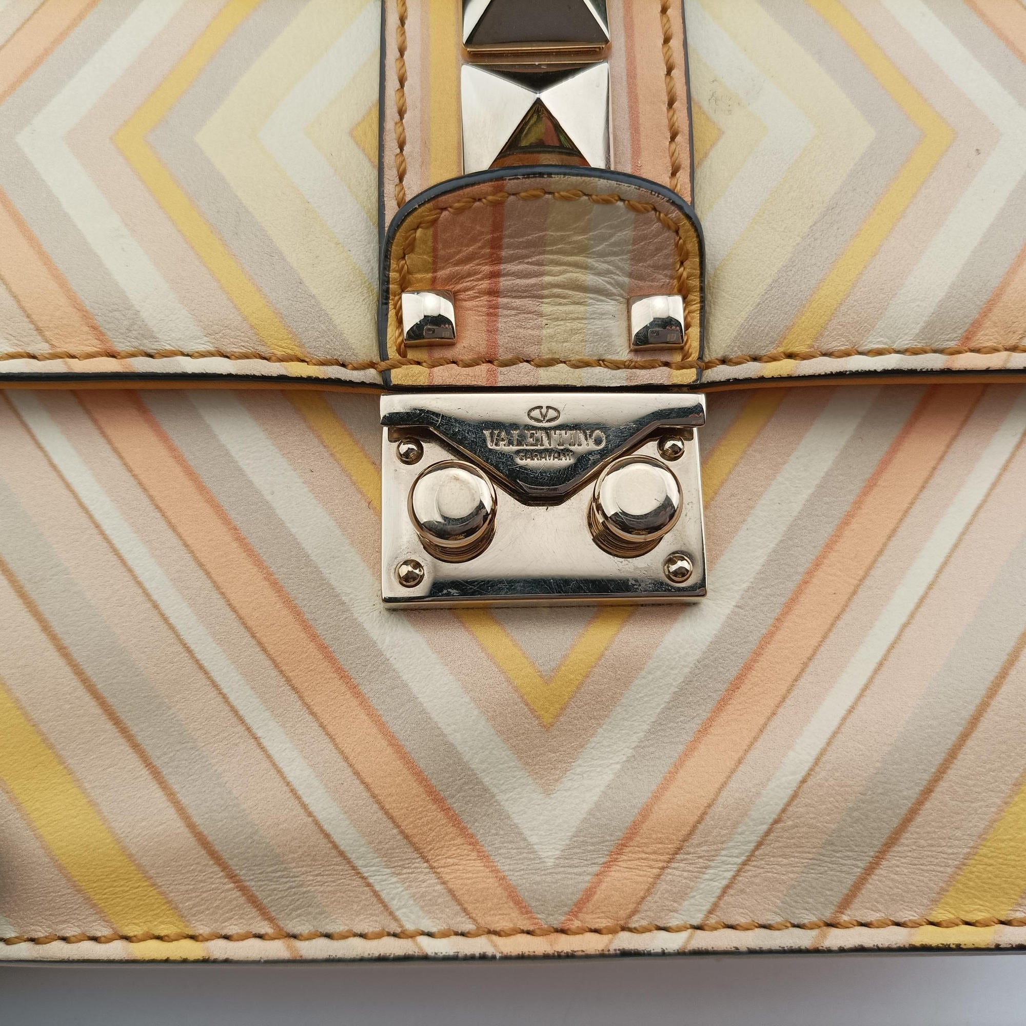 Rockstud Glam Lock Multicolour Leather BL-K312V072ロックスタッズグラムロック マルチカラー レザー BL-K312V072