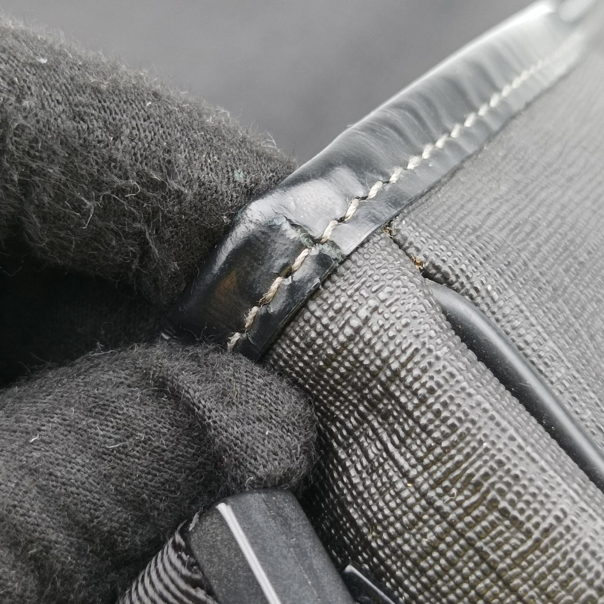 Interlocking G Messenger Black PVC coated canvas 223661 D8872325インターロッキングGメッセンジャー ブラック PVCコーティングキャンバス 223661 D8872325