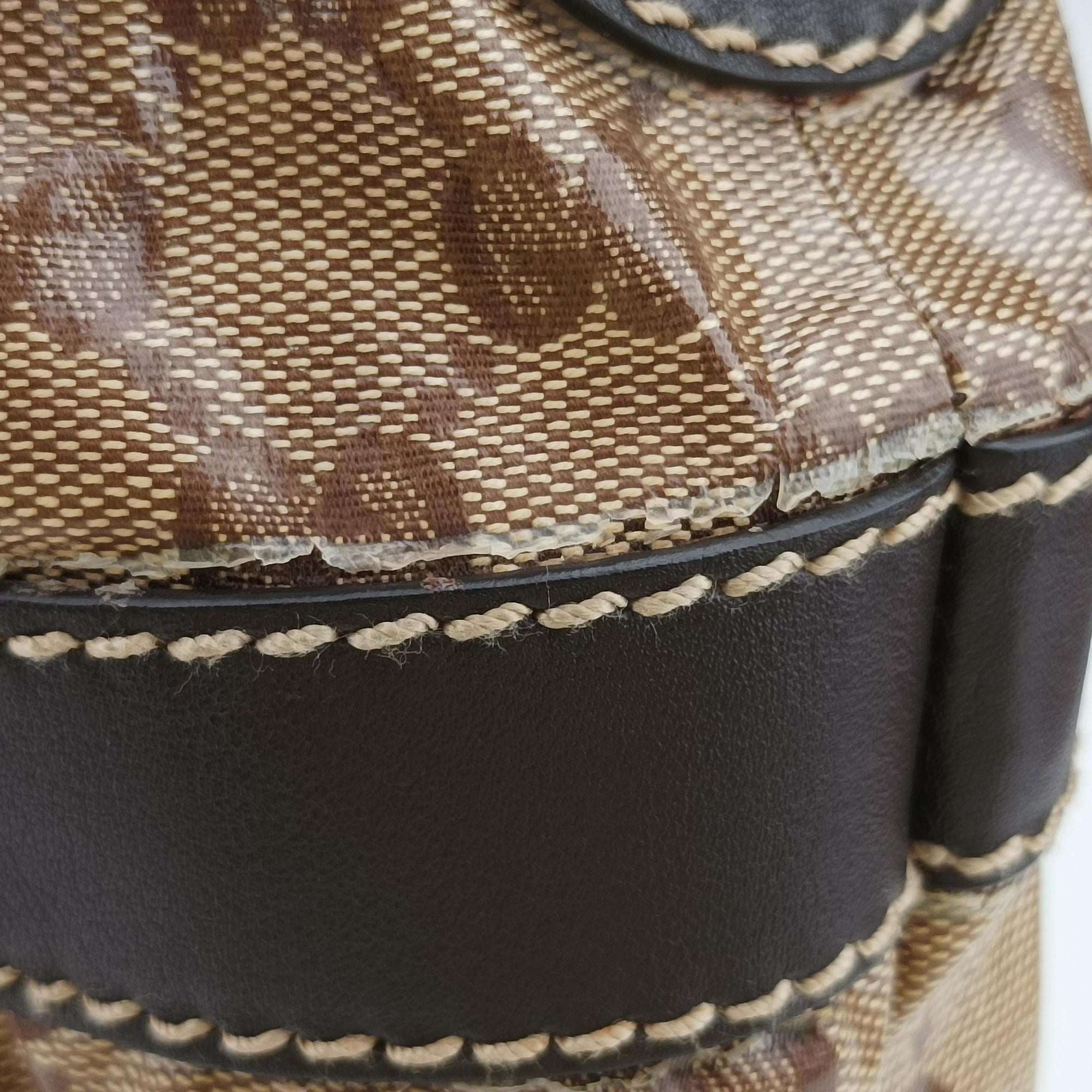 GG Crystal Beige × Brown PVC coated canvas ×Leather Trim 223965 A4970781GG クリスタル ベージュ× ブラウン PVCコーティングキャンバス × レザー 223965 A4970781
