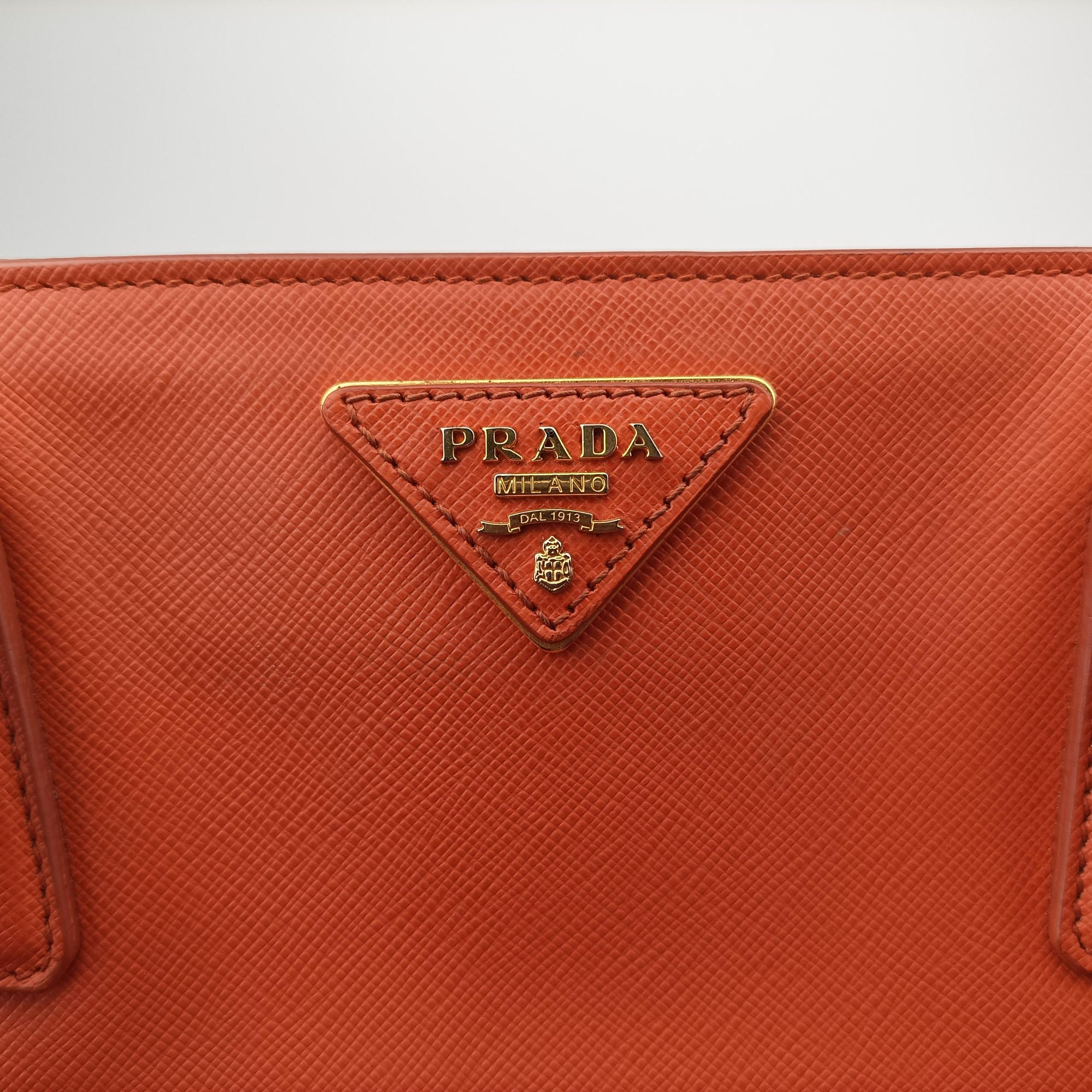 Galleria Orange SAFFIANO Leather BN1844 31/Aガレリア オレンジ サフィアーノレザー BN1844 31/A