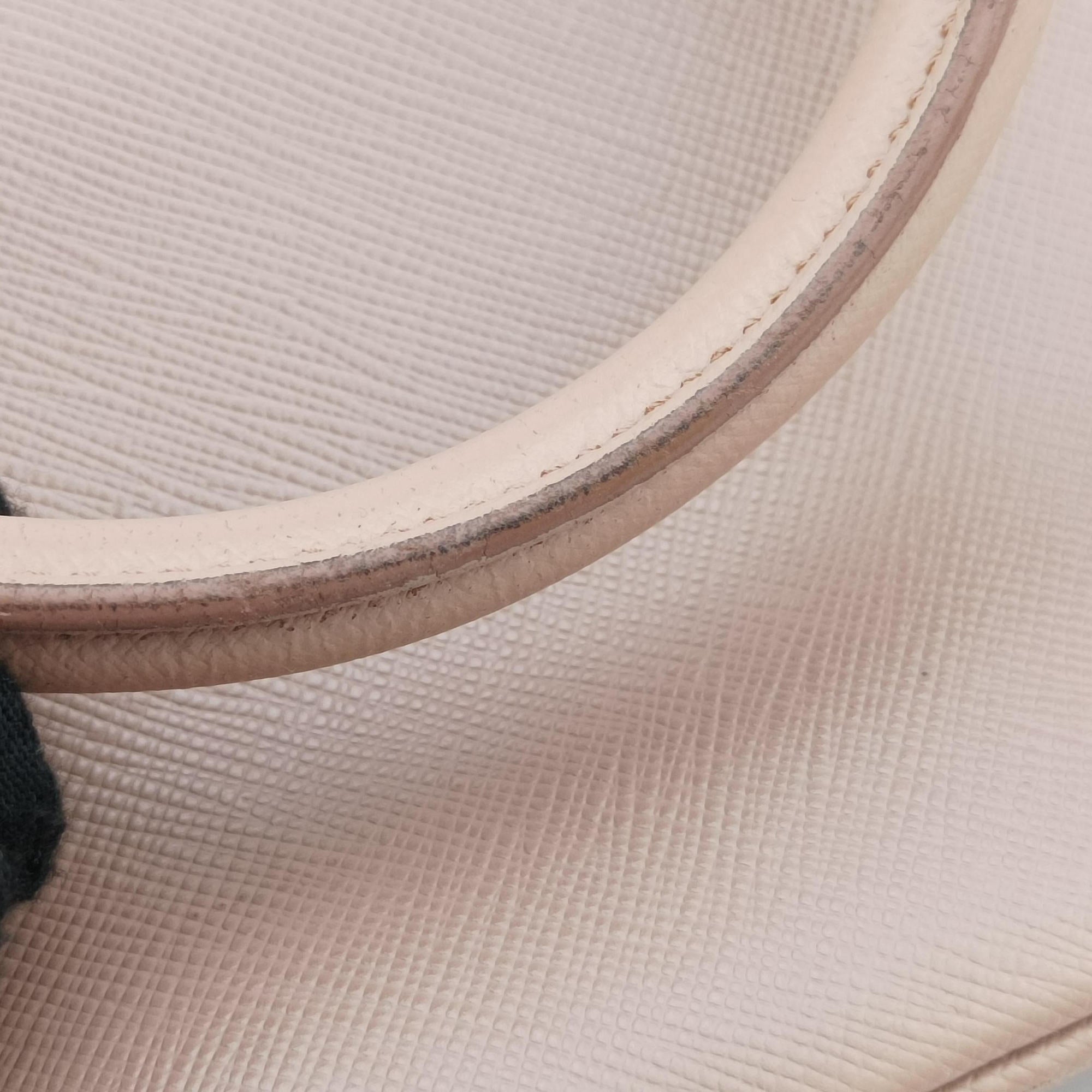 Galleria Pink SAFFIANO Leather BN1786 214ガレリア ピンク サフィアーノレザー BN1786 214