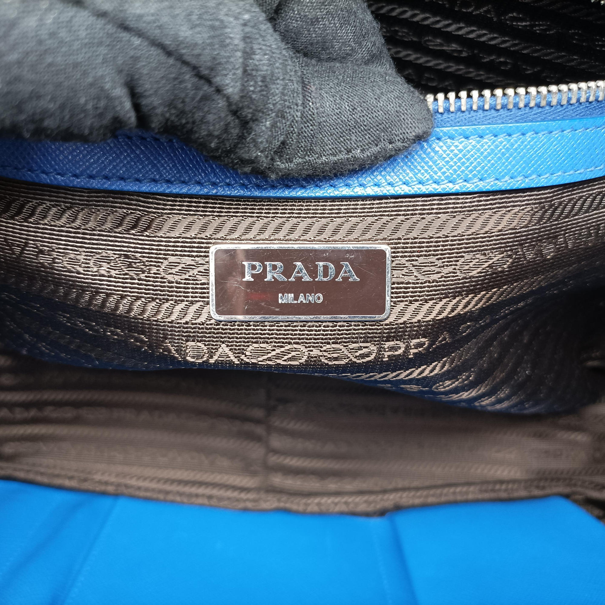 Classic Laptop briefcase Blue SAFFIANO Leather VS0305 208 31/Oブリーフケース ビジネス ブルー サフィアーノレザー VS0305 208 31/O