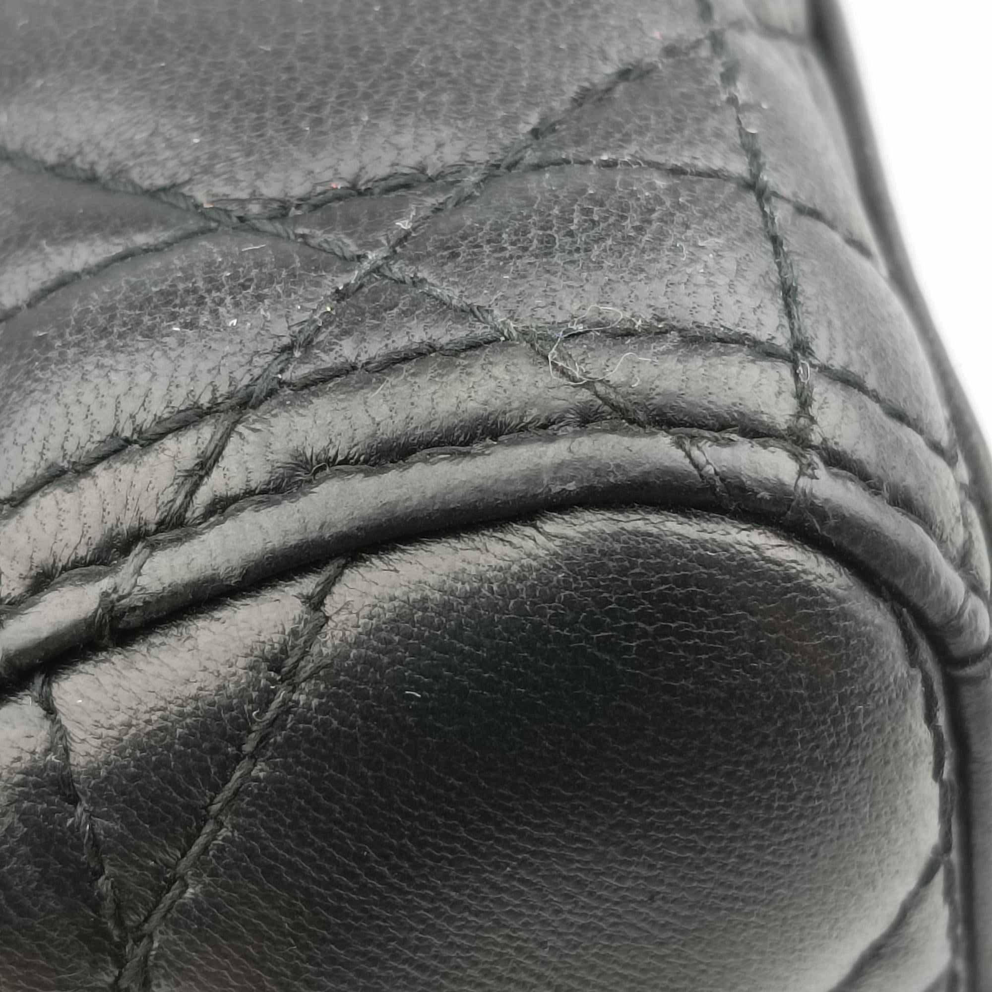 Lady Dior Black lambskin 18-MA-0157レディディオール ブラック ラムスキン 18-MA-0157