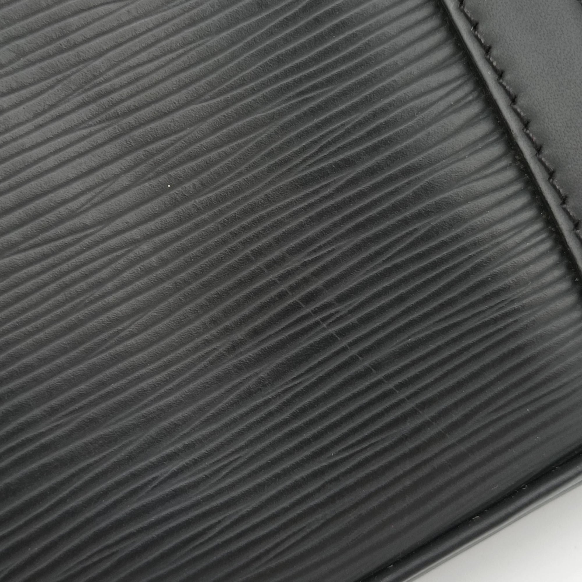 Porto Document Voyage Noir Epi M59162 BA3104ポルトドキュメントボヤージュ ノワール エピ M59162 BA3104