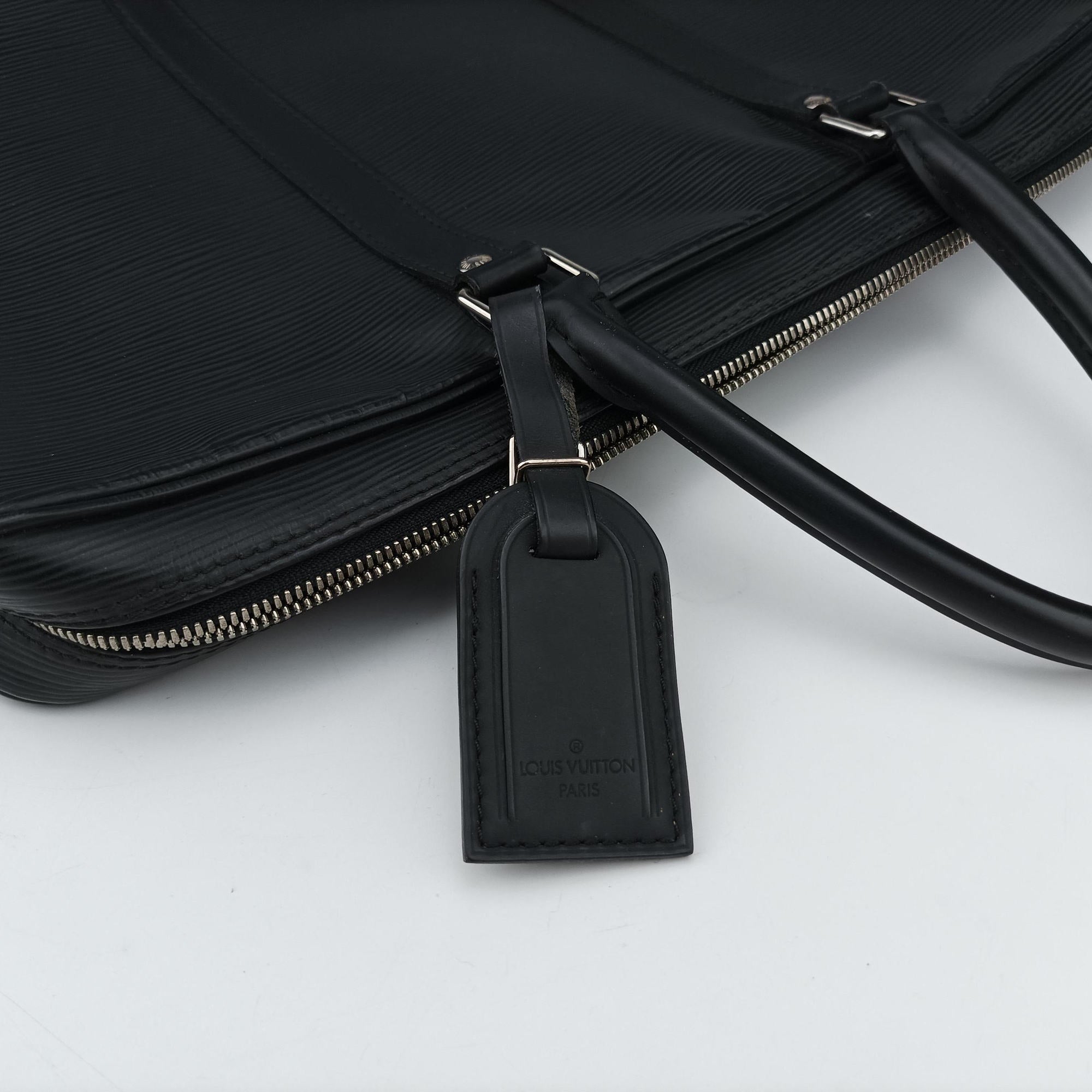 Porto Document Voyage Noir Epi M59162 BA3104ポルトドキュメントボヤージュ ノワール エピ M59162 BA3104