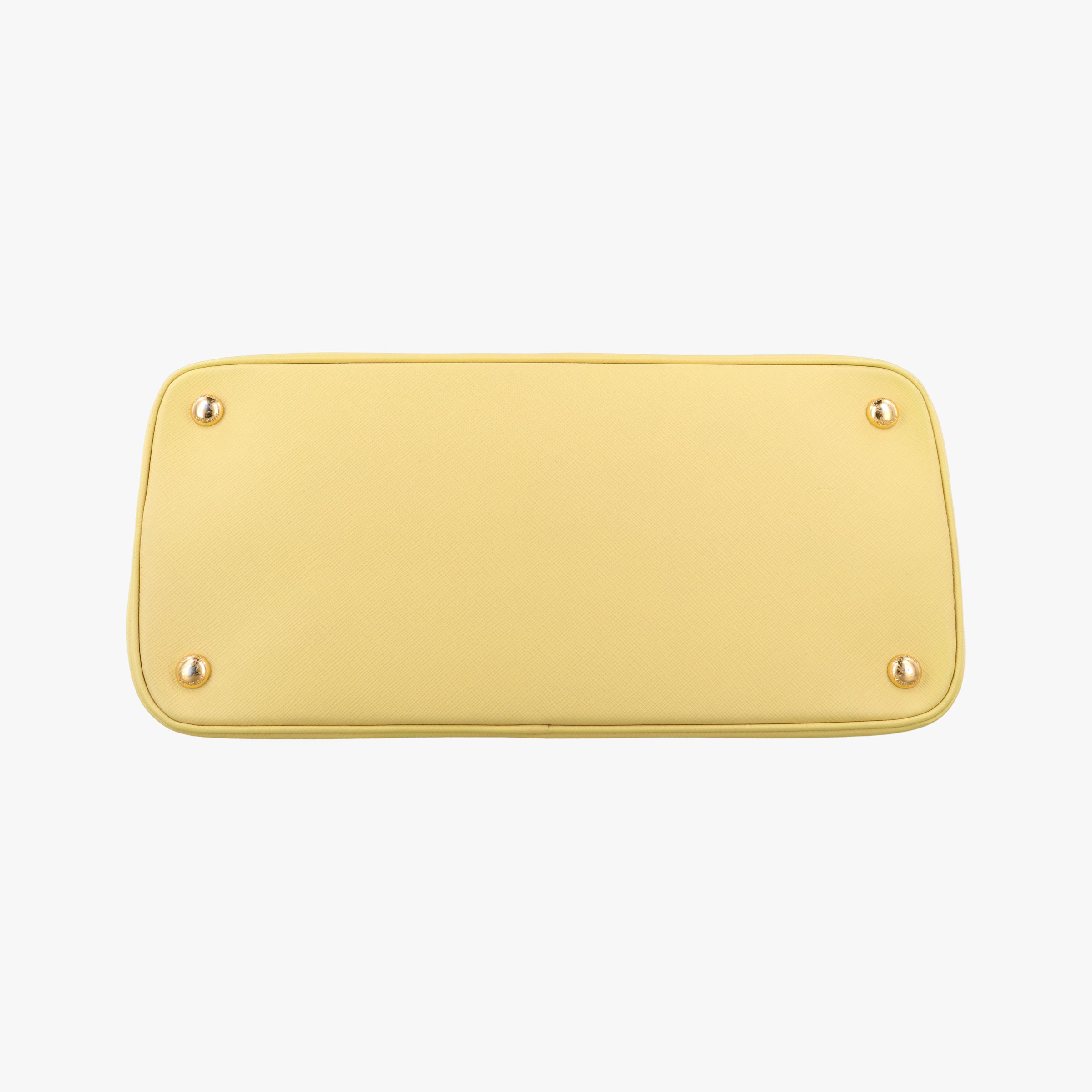 Promenade Yellow SAFFIANO Leather BN2567 180プロムナード イエロー サフィアーノレザー BN2567 180