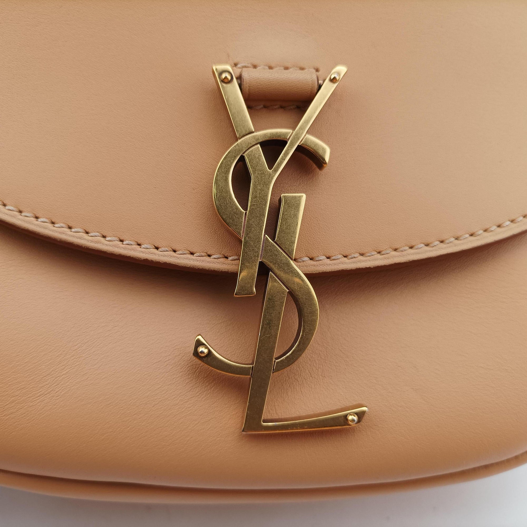 KAIA Beige Leather 619740 FLY619740.0220カイア スモール ベージュ レザー 619740 FLY619740.0220