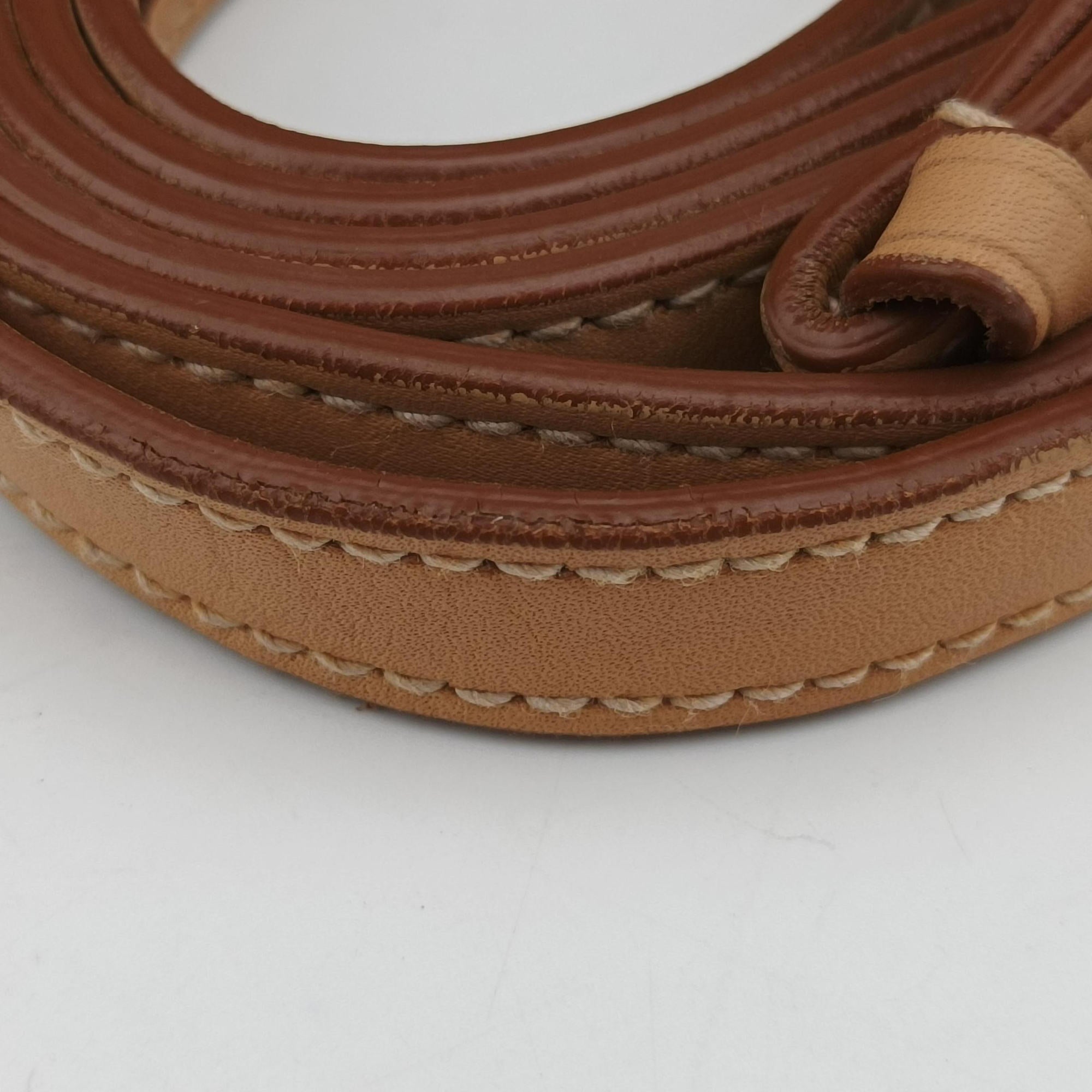 KAIA Beige Leather 619740 FLY619740.0220カイア スモール ベージュ レザー 619740 FLY619740.0220