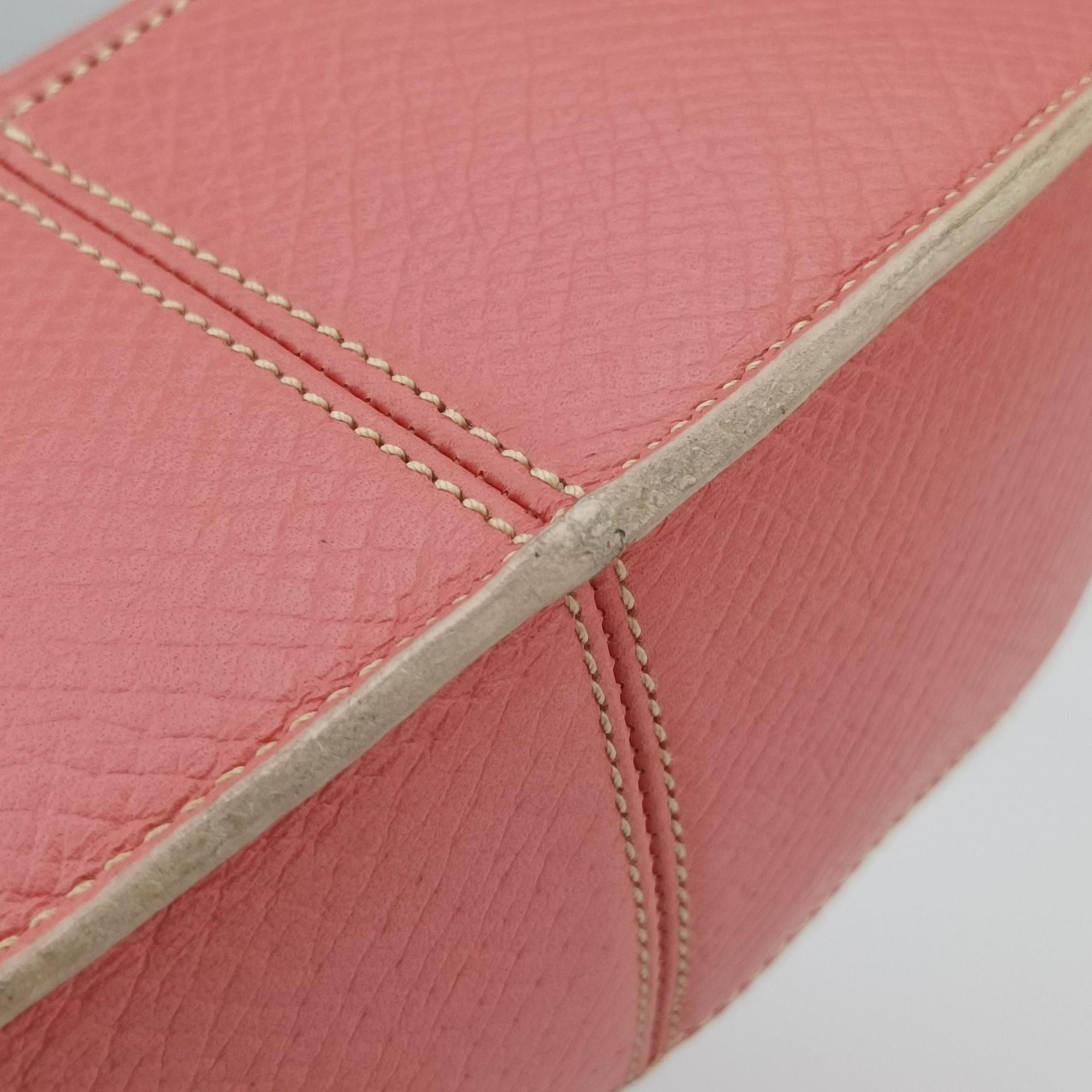Half Moon Bag Pink Leather L22ハーフムーンバッグ ピンク レザー L22