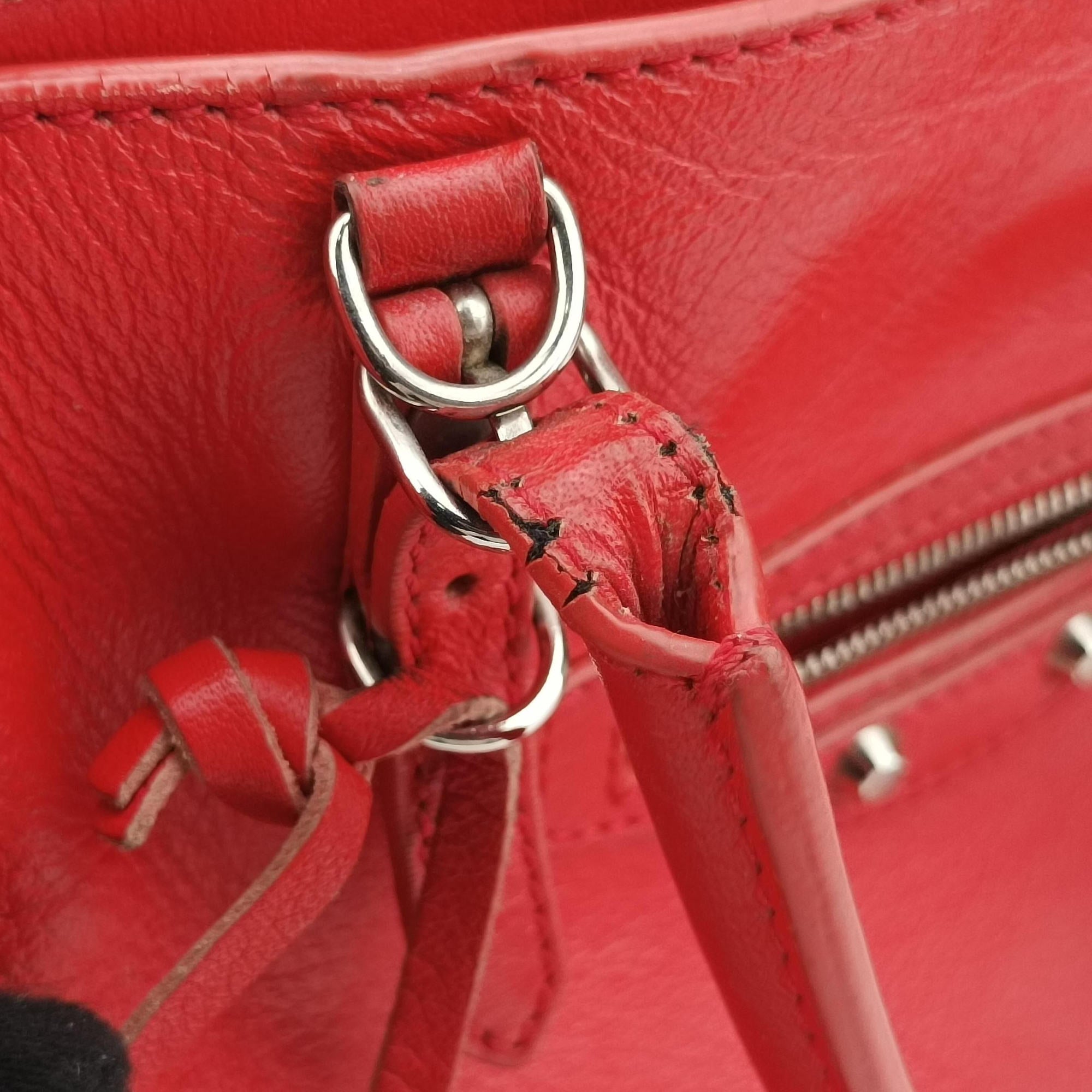 Paper A6 Zip Around Red Lambskin 370926 305572.6520.I 515859ペーパー A6 ジップアラウンド レッド ラムレザー 370926 305572.6520.I 515859