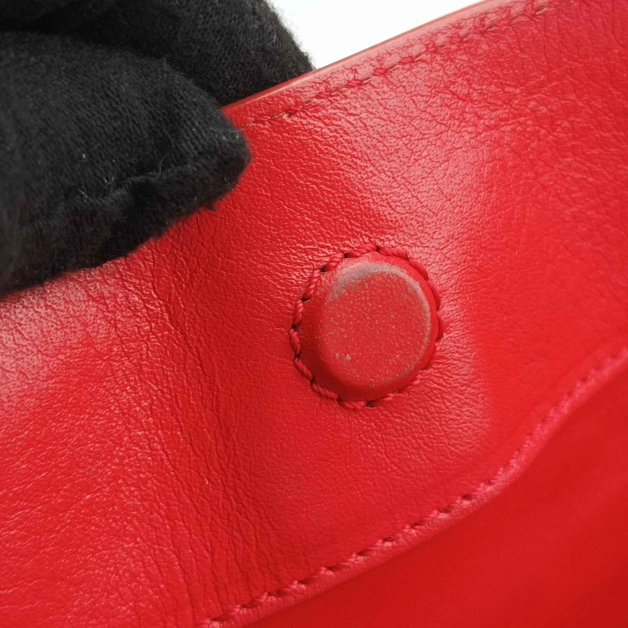 Paper A6 Zip Around Red Lambskin 370926 305572.6520.I 515859ペーパー A6 ジップアラウンド レッド ラムレザー 370926 305572.6520.I 515859