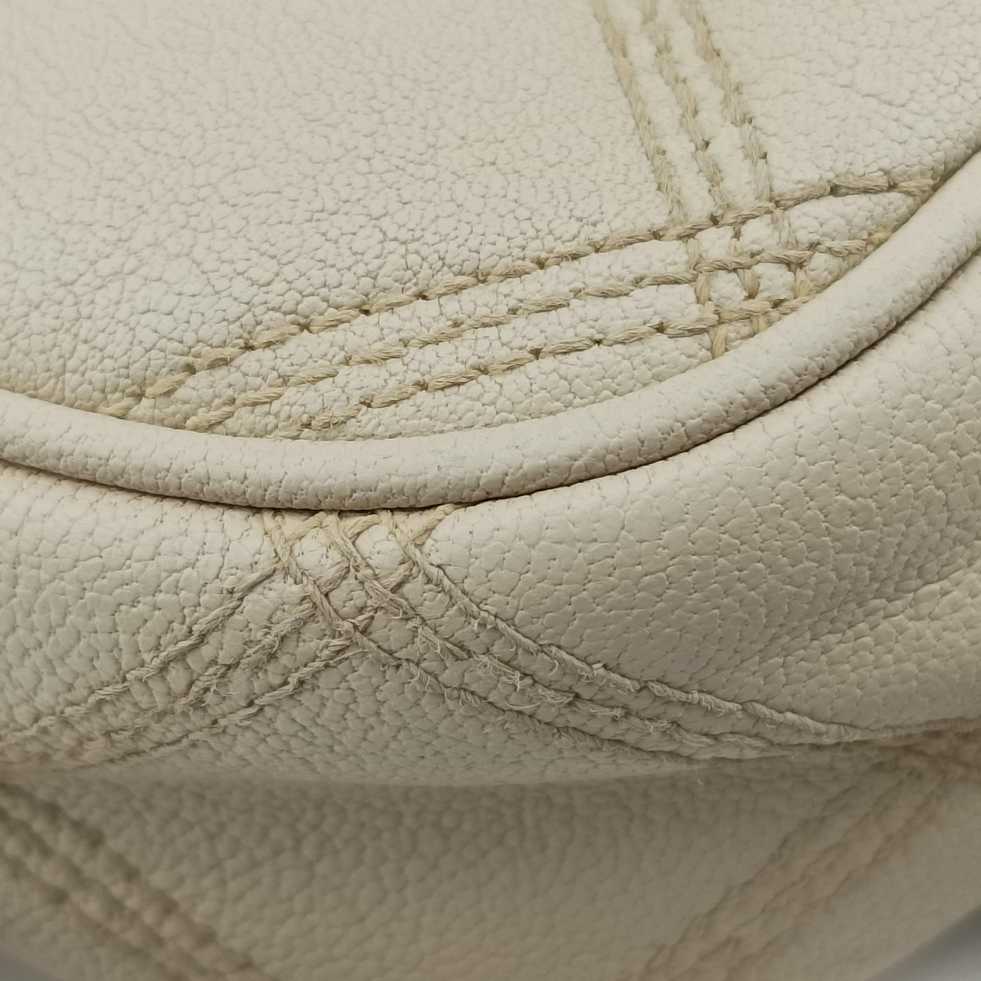 Quilted White Leather 582463 PTR582463.1019キルテッド ホワイト レザー 582463 PTR582463.1019