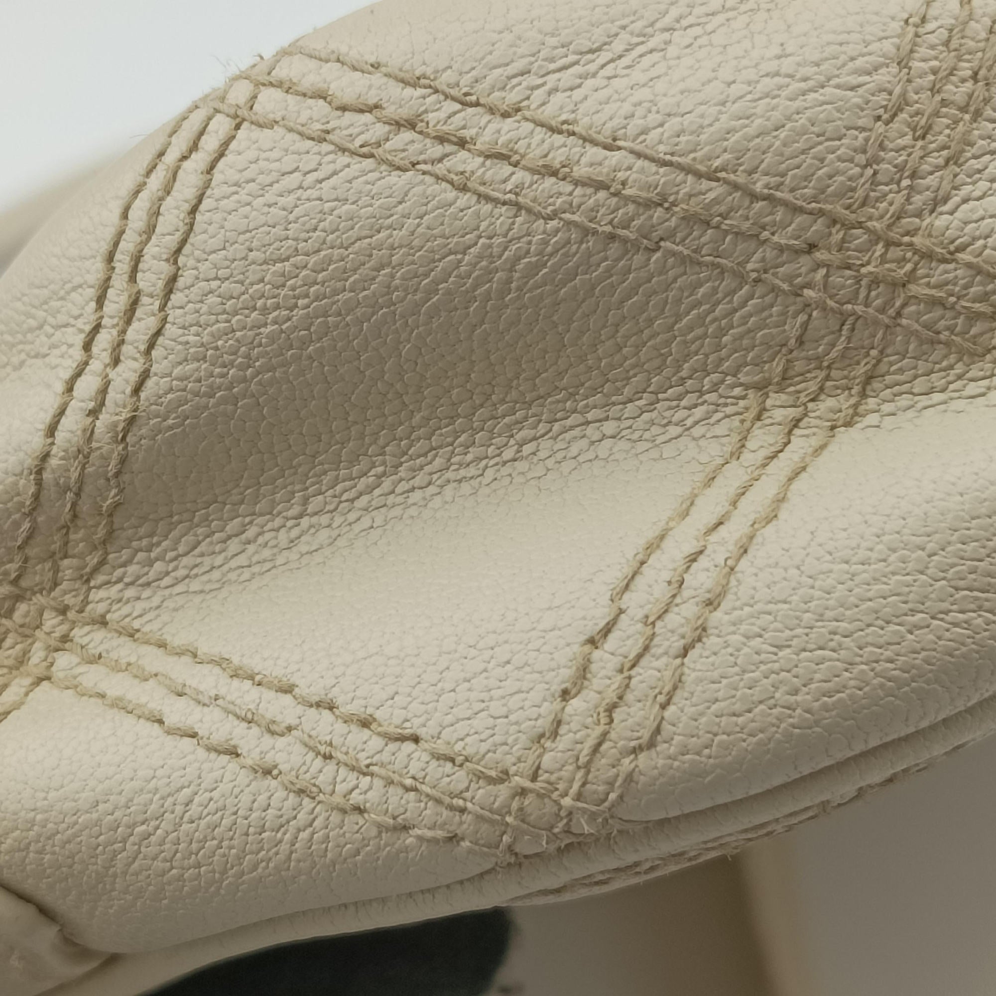 Quilted White Leather 582463 PTR582463.1019キルテッド ホワイト レザー 582463 PTR582463.1019