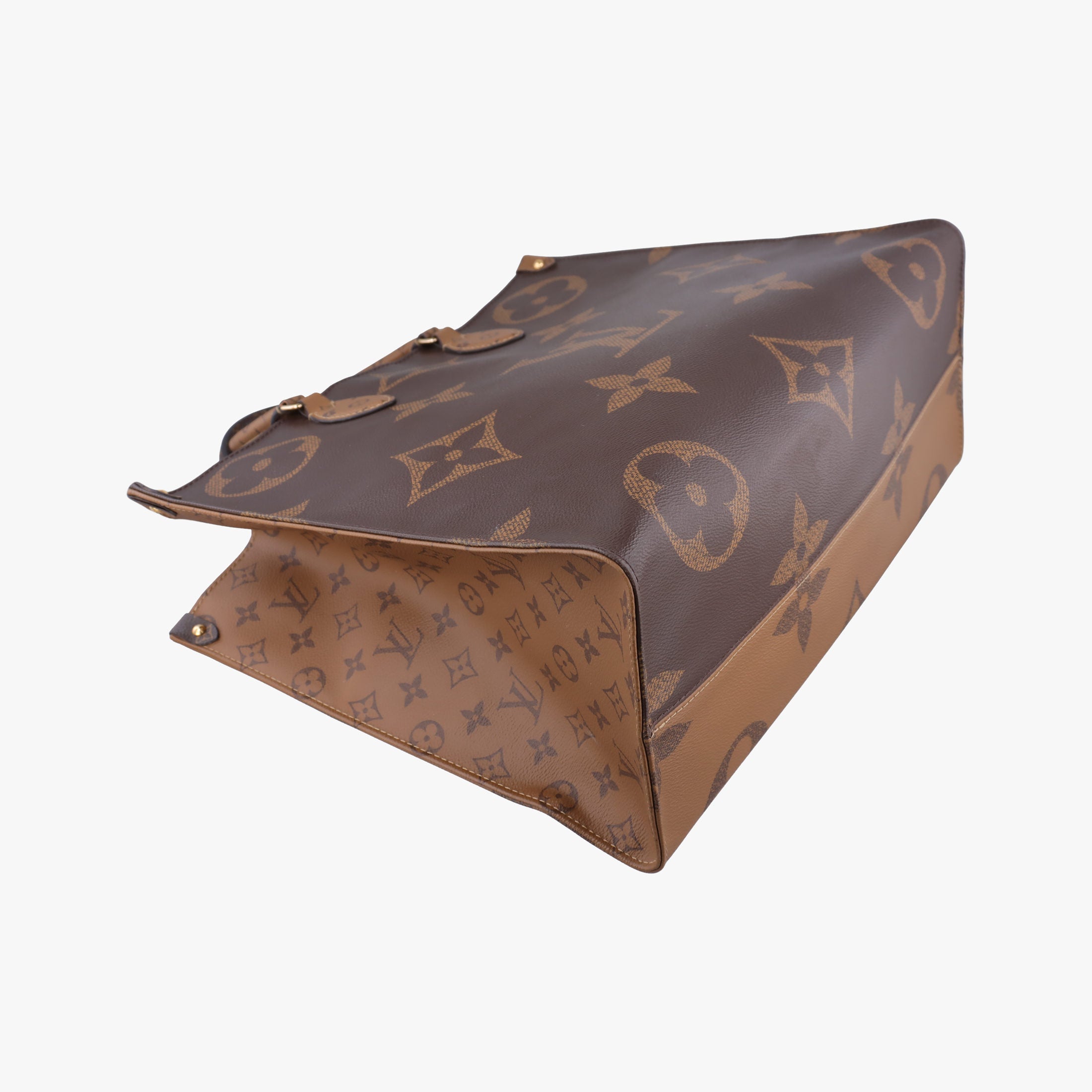 On the Go GM Brown Monogram Canvas M45320 NZ4139 IC ChipオンザゴーGM モノグラム/ブラウン モノグラム キャンバス M45320 NZ4139 ICチップ