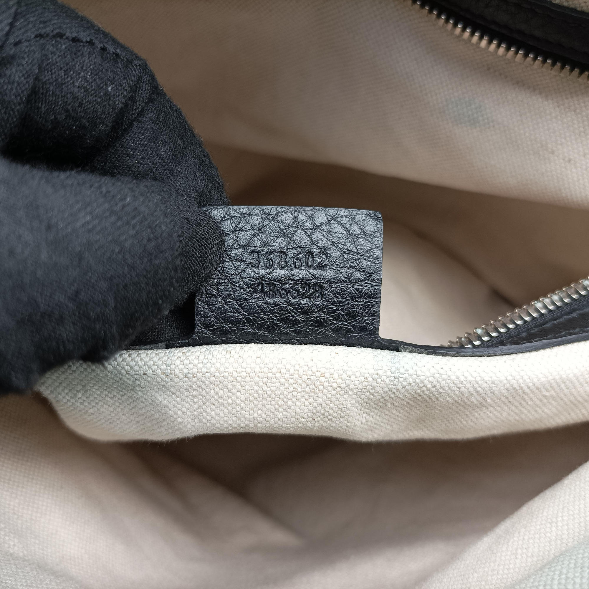 Interlocking G Logo Soho Tote Black Leather 368602 G017454241インターロッキングG ソーホー トート ブラック レザー 368602 G017454241