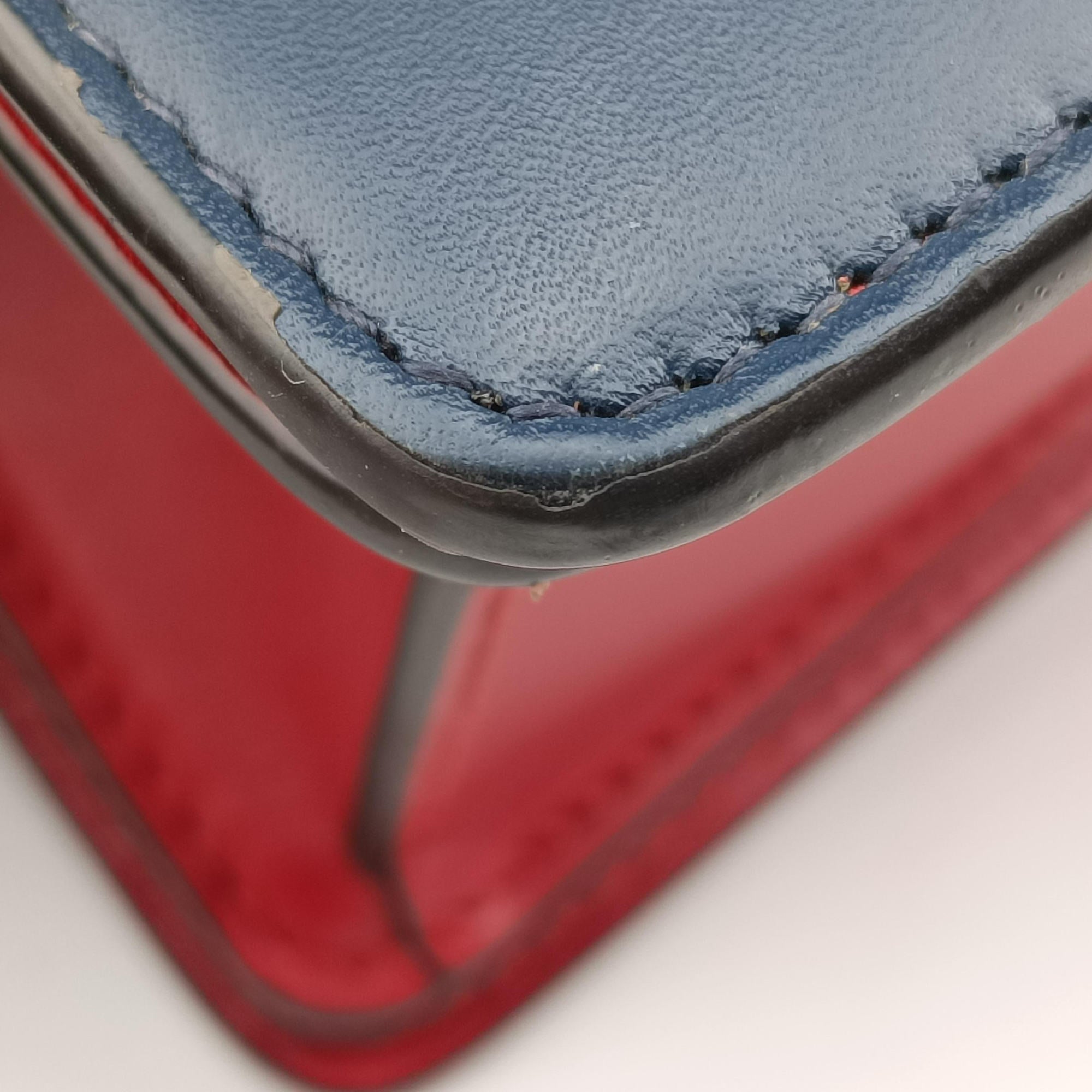 Queen Margaret White×Red×Blue×Pink Leather 476541 D023995575クイーン マーガレット ホワイト×レッド×ブルー×ピンク レザー 476541 D023995575