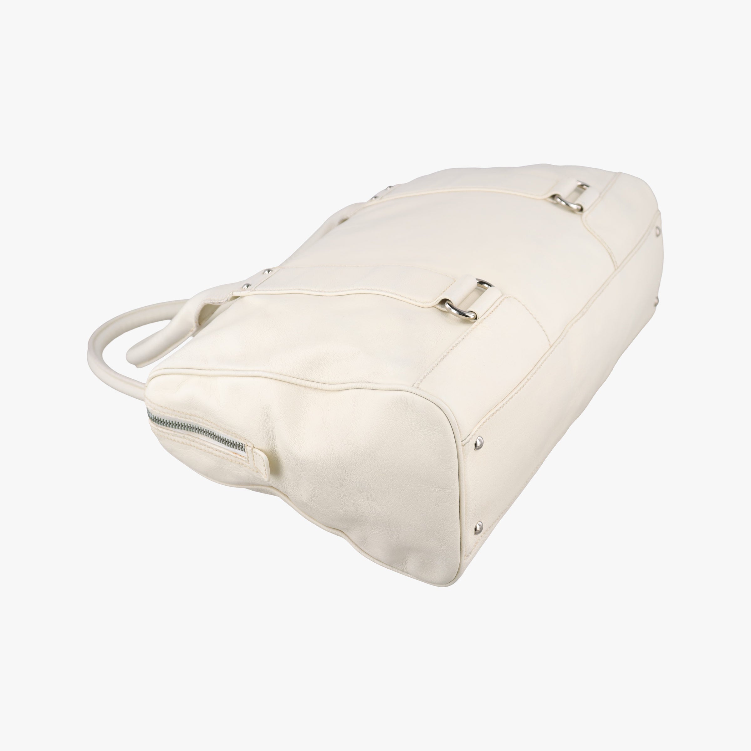 Vara Bow White Leather EE-21A907ヴァラ リボン ホワイト レザー EE-21A907