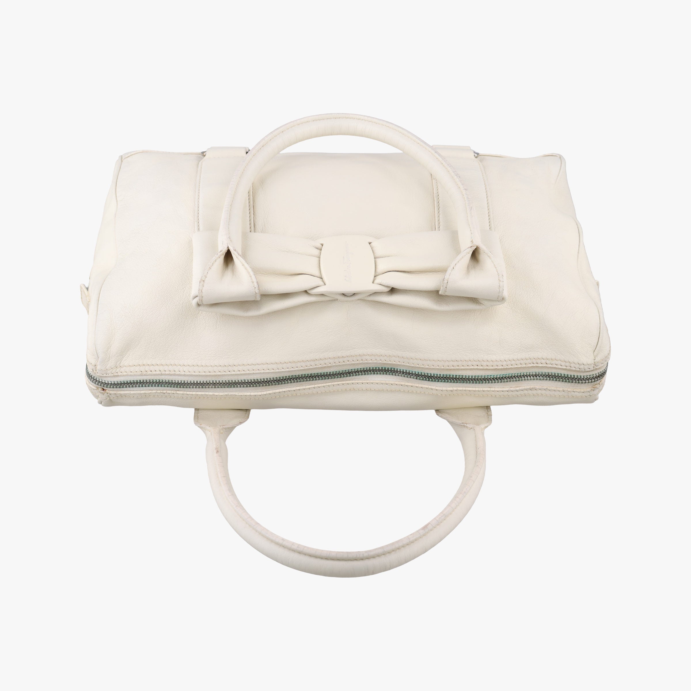 Vara Bow White Leather EE-21A907ヴァラ リボン ホワイト レザー EE-21A907