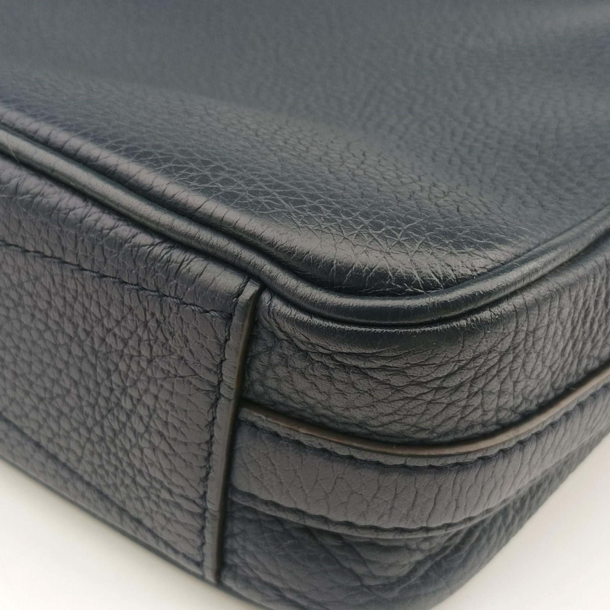 Armand Briefcase MM Navy Taurillon leather M54380 UB4157アルマンド ブリーフケース MM ネイビー トリヨンレザー M54380 UB4157