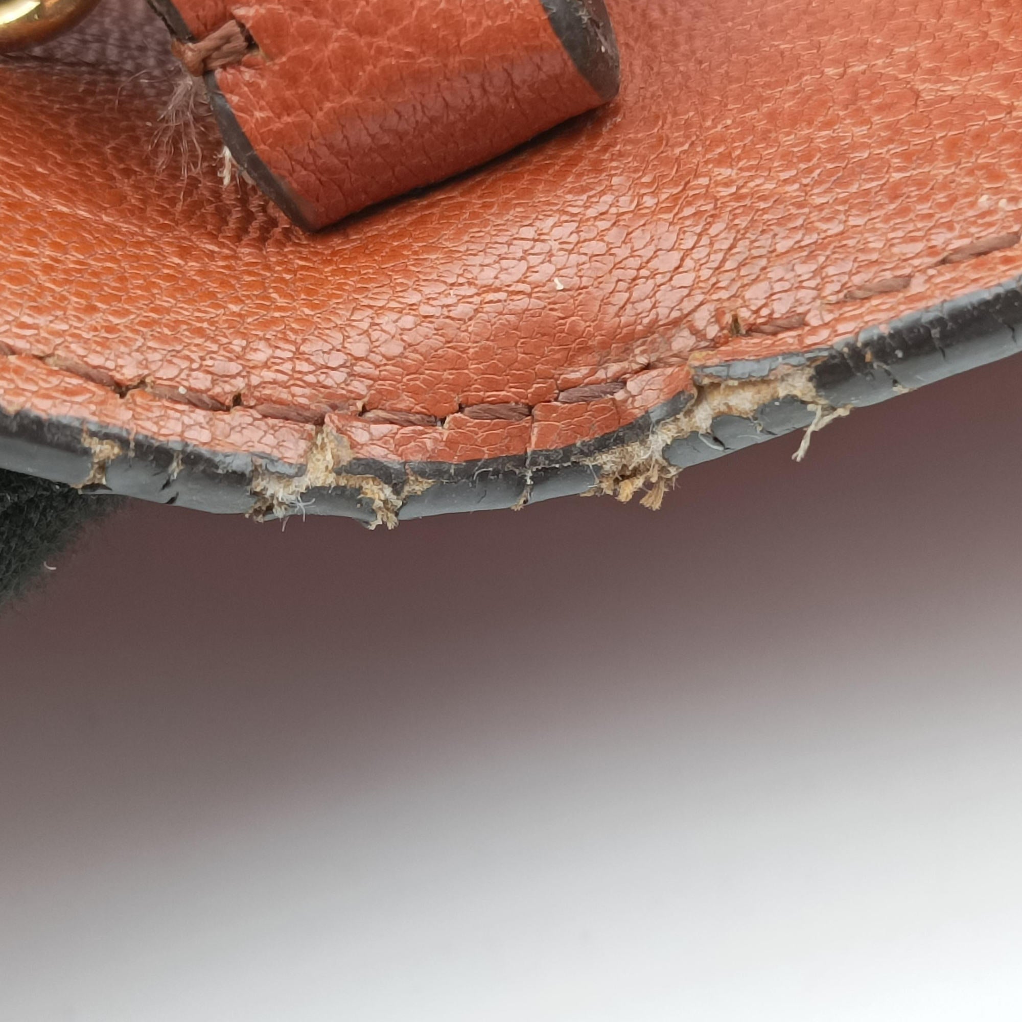 GV3 small Chestnut Leather × Suede 3C C0188GV3 スモール チェスナット レザー × スエード 3C C0188