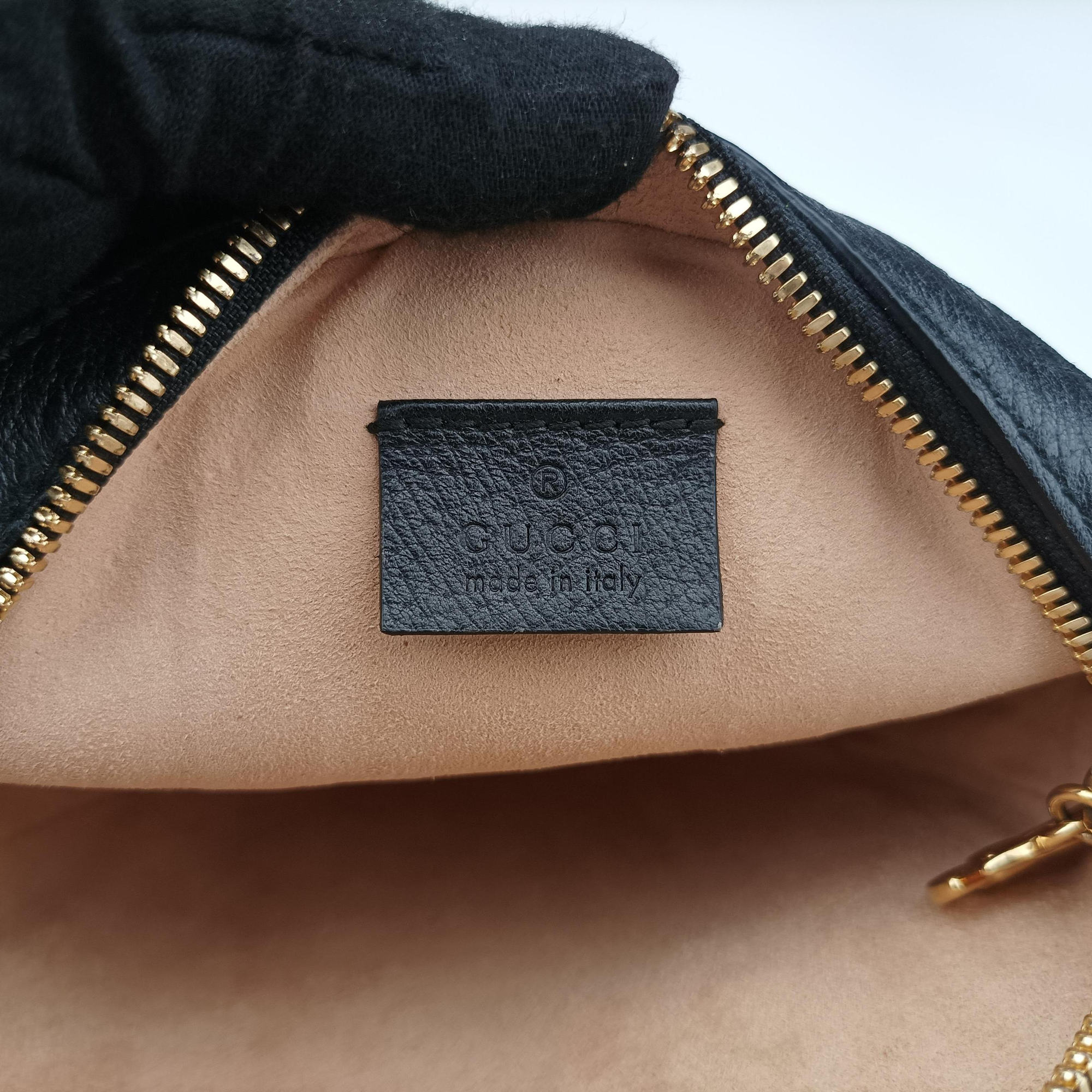 Ophidia Black Leather 550618 F029397944オフィディア ブラック レザー 550618 F029397944