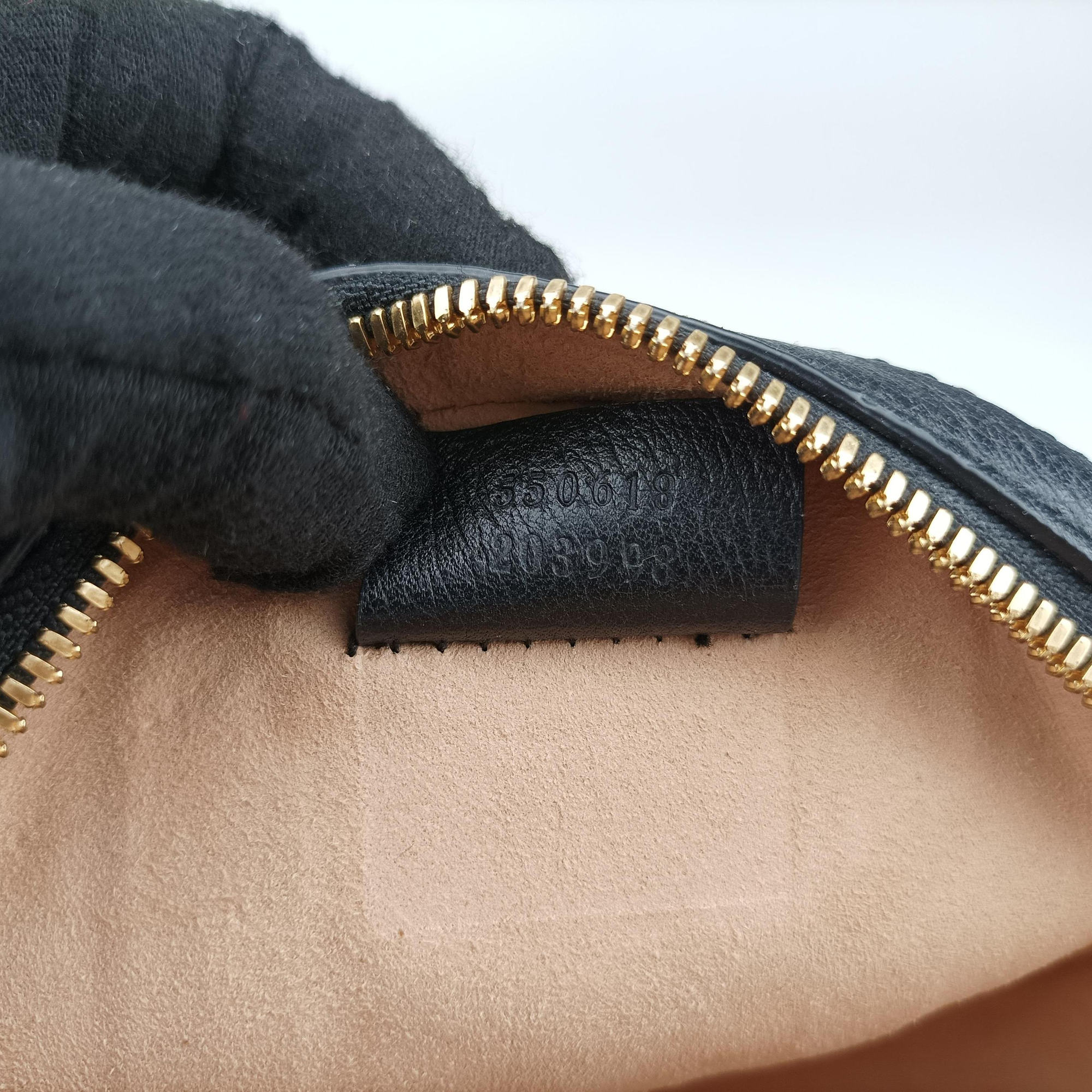 Ophidia Black Leather 550618 F029397944オフィディア ブラック レザー 550618 F029397944