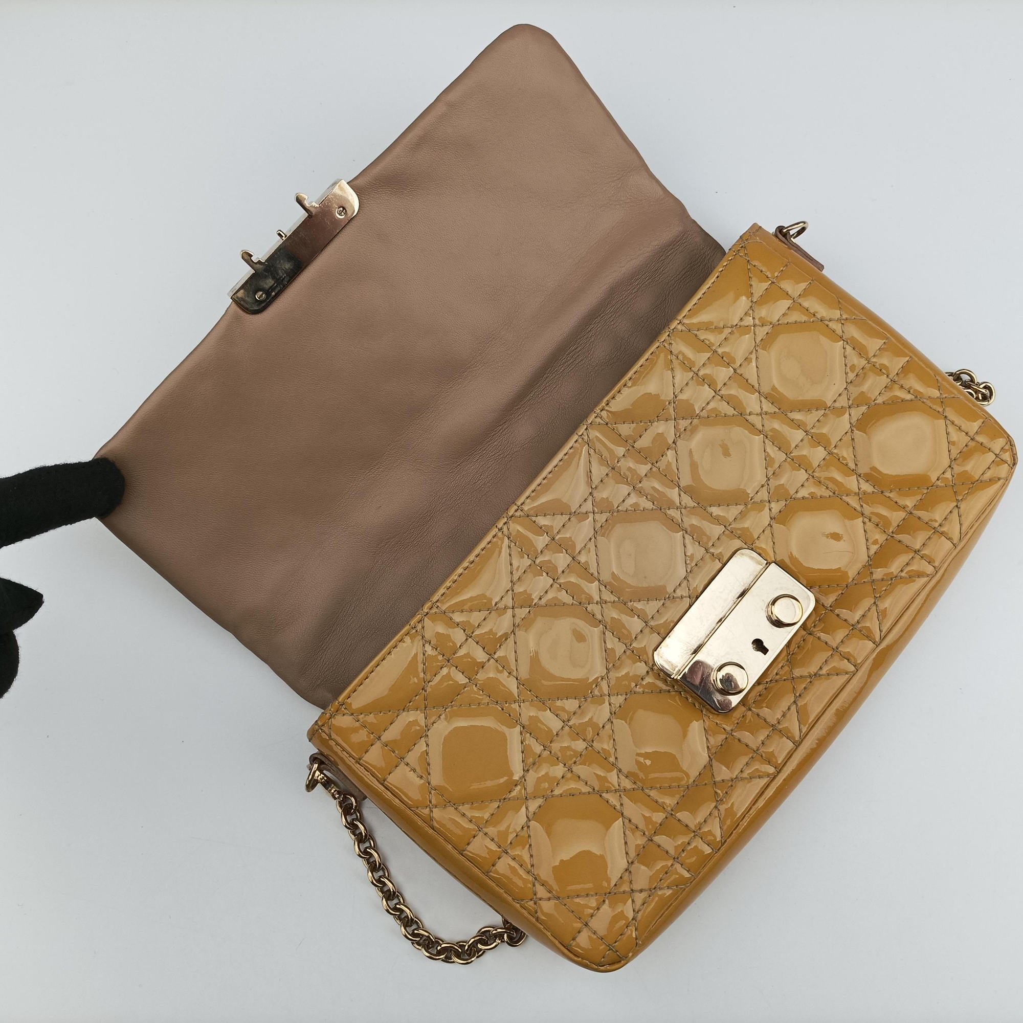 Miss Dior Cannage New Rock Yellow Patent 02-LUA-0131ミス ディオール カナージュ ニューロック イエロー パテント 02-LUA-0131
