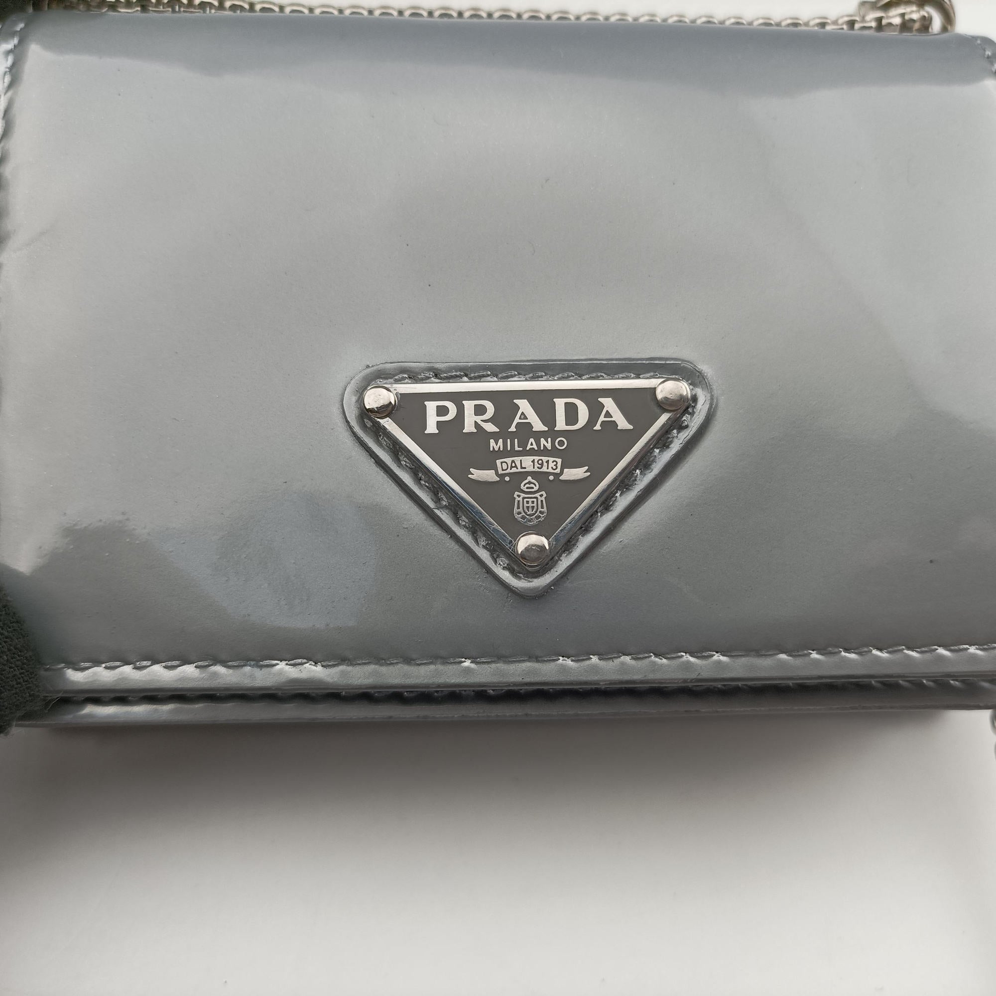 Chain Pouch Nube Spazzolato Leather 181 Eチェーン ポーチ ヌーベ ブラッシュドレザー 181 E