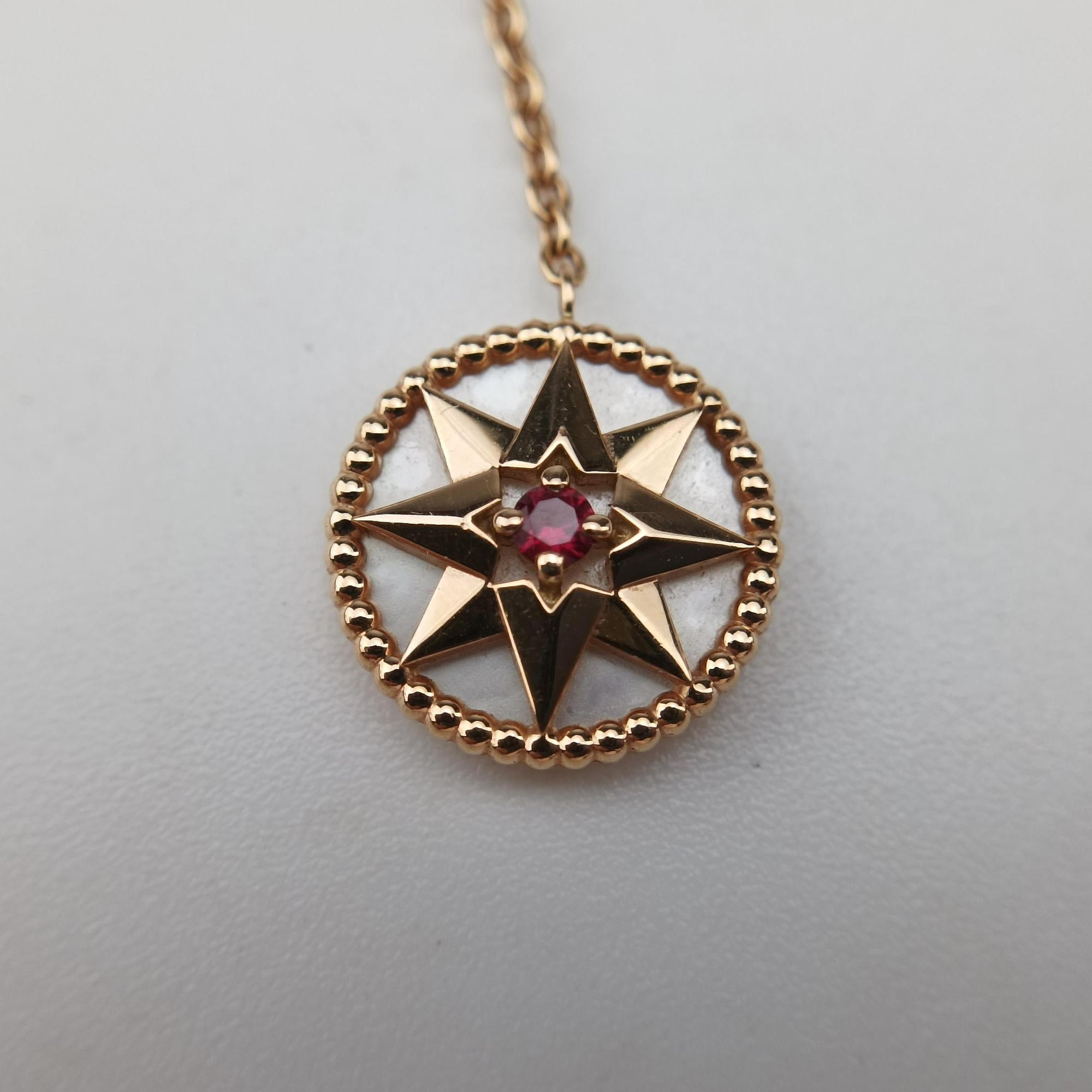 Rose des Vents Rose golden AU750 B3047100 388480ローズ デ ヴァン ローズゴールド AU750 B3047100 388480