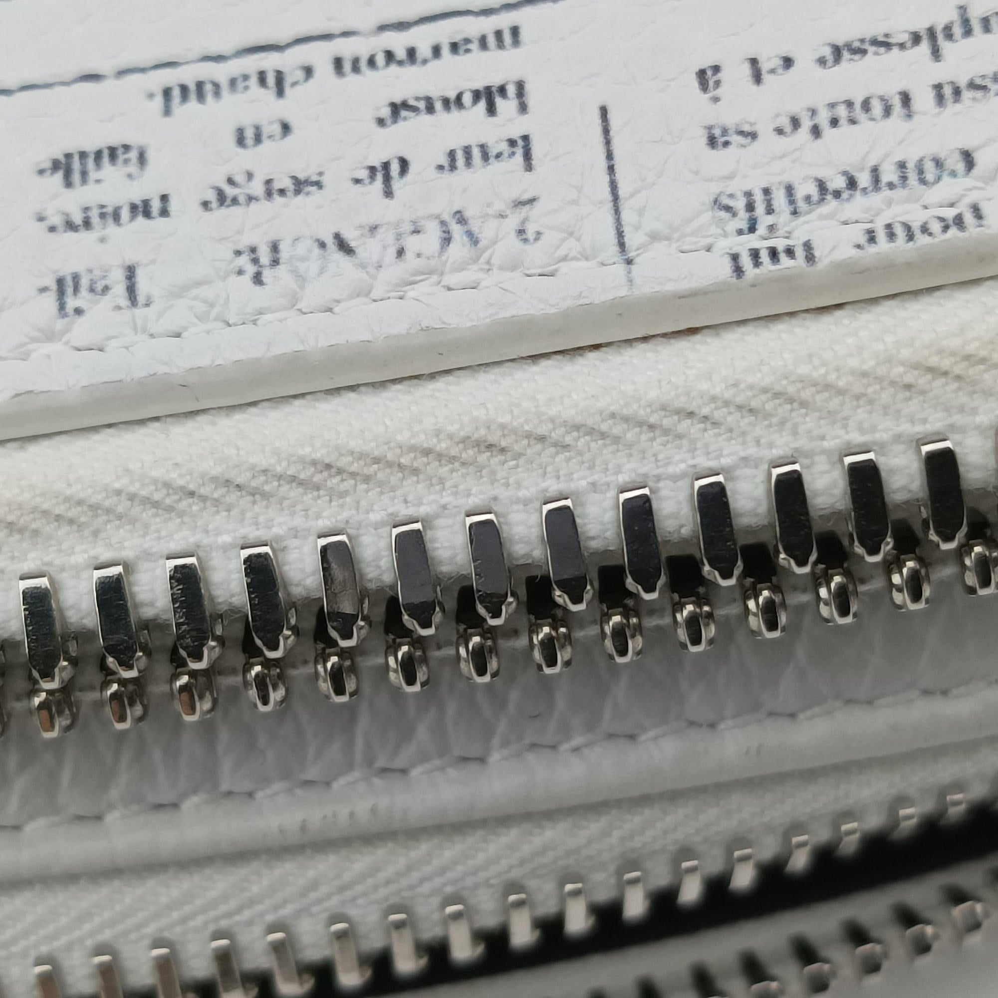 Daniel Arsham collaboration Newspaper Print White Leather 10-BO-1119ダニエルアーシャム コラボ ニュースペーパー ホワイト レザー 10-BO-1119