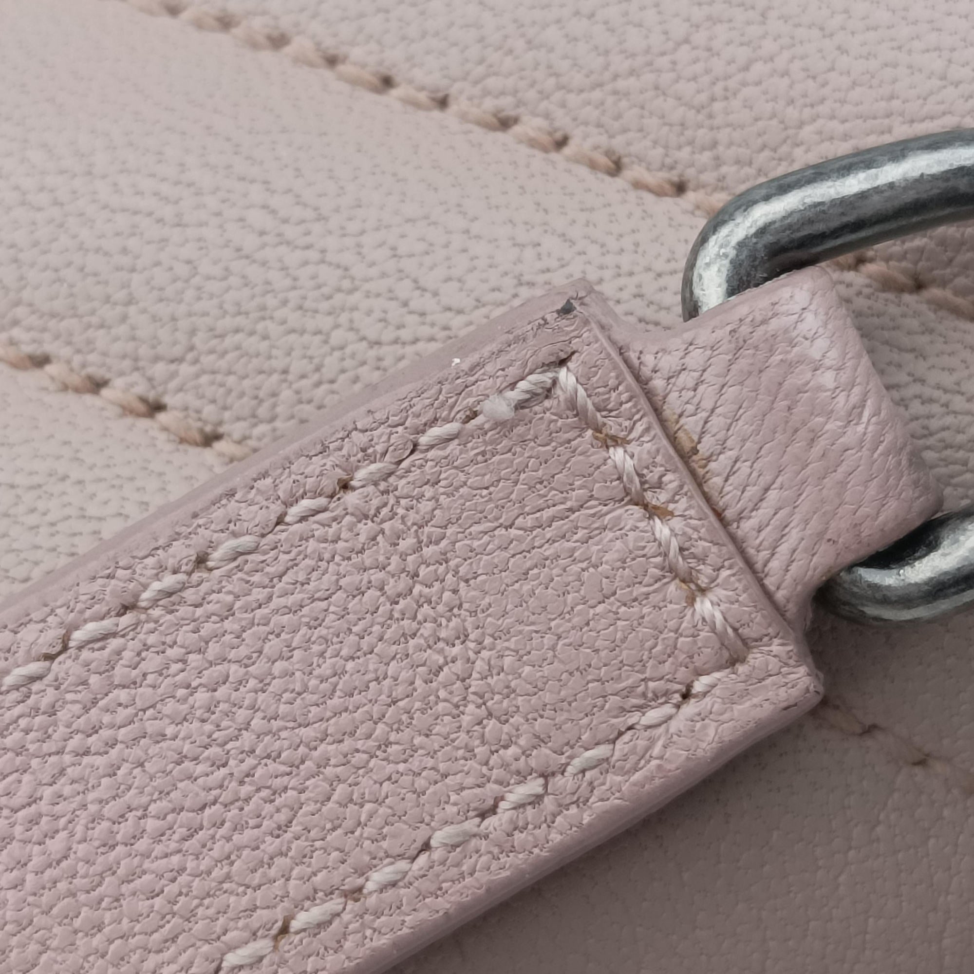 COLLEGE Pink Leather 428056 GUE428056.0916カレッジ ピンク レザー 428056 GUE428056.0916