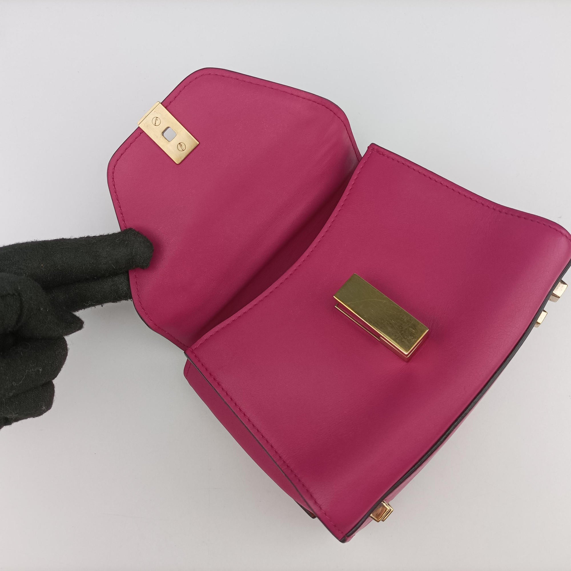 Iside Rose Leather N 443666イジィデ ローズ レッド レザー N 443666