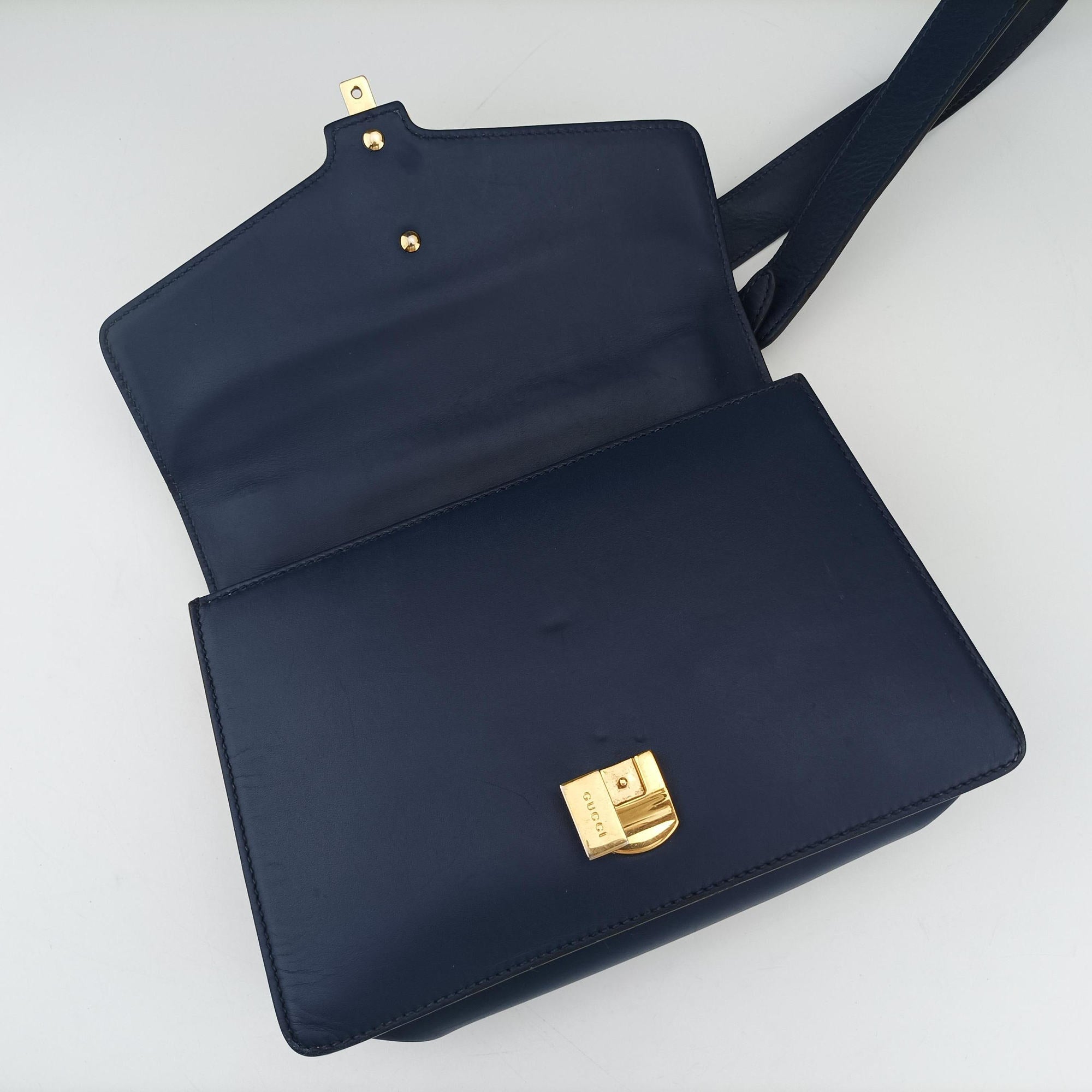 Sylvie Blue Leather 421882 B022500231シルヴィ ブルー レザー 421882 B022500231