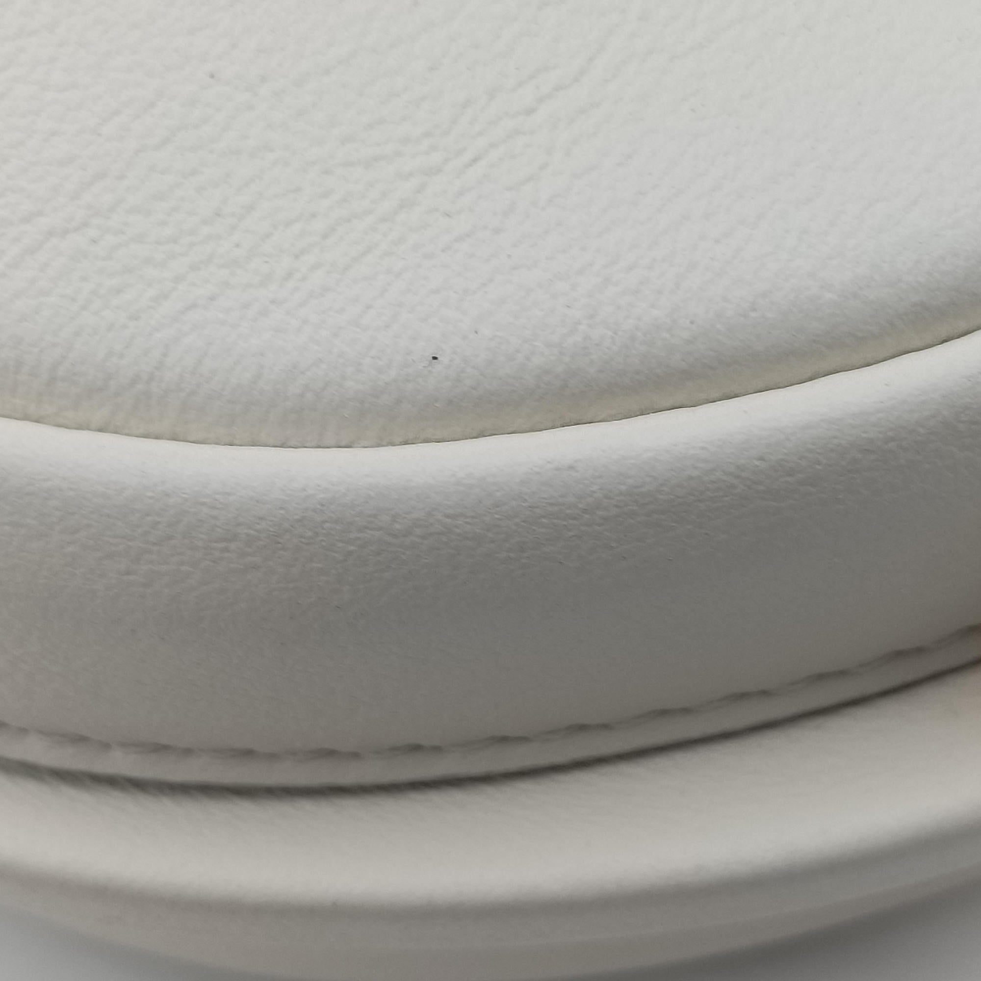 Nano Fendigraphy White Leather 7AS089 7AS089 A5DY 229.0189ナノ フェンディグラフィー ホワイト レザー 7AS089 7AS089 A5DY 229.0189