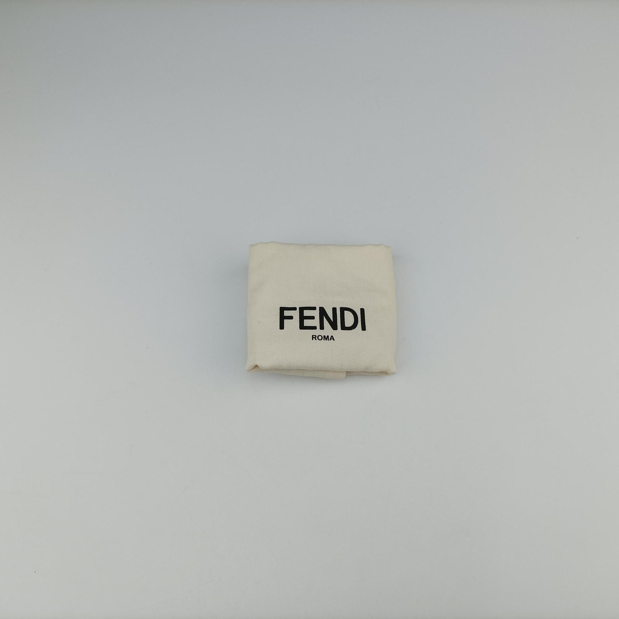 Nano Fendigraphy White Leather 7AS089 7AS089 A5DY 229.0189ナノ フェンディグラフィー ホワイト レザー 7AS089 7AS089 A5DY 229.0189