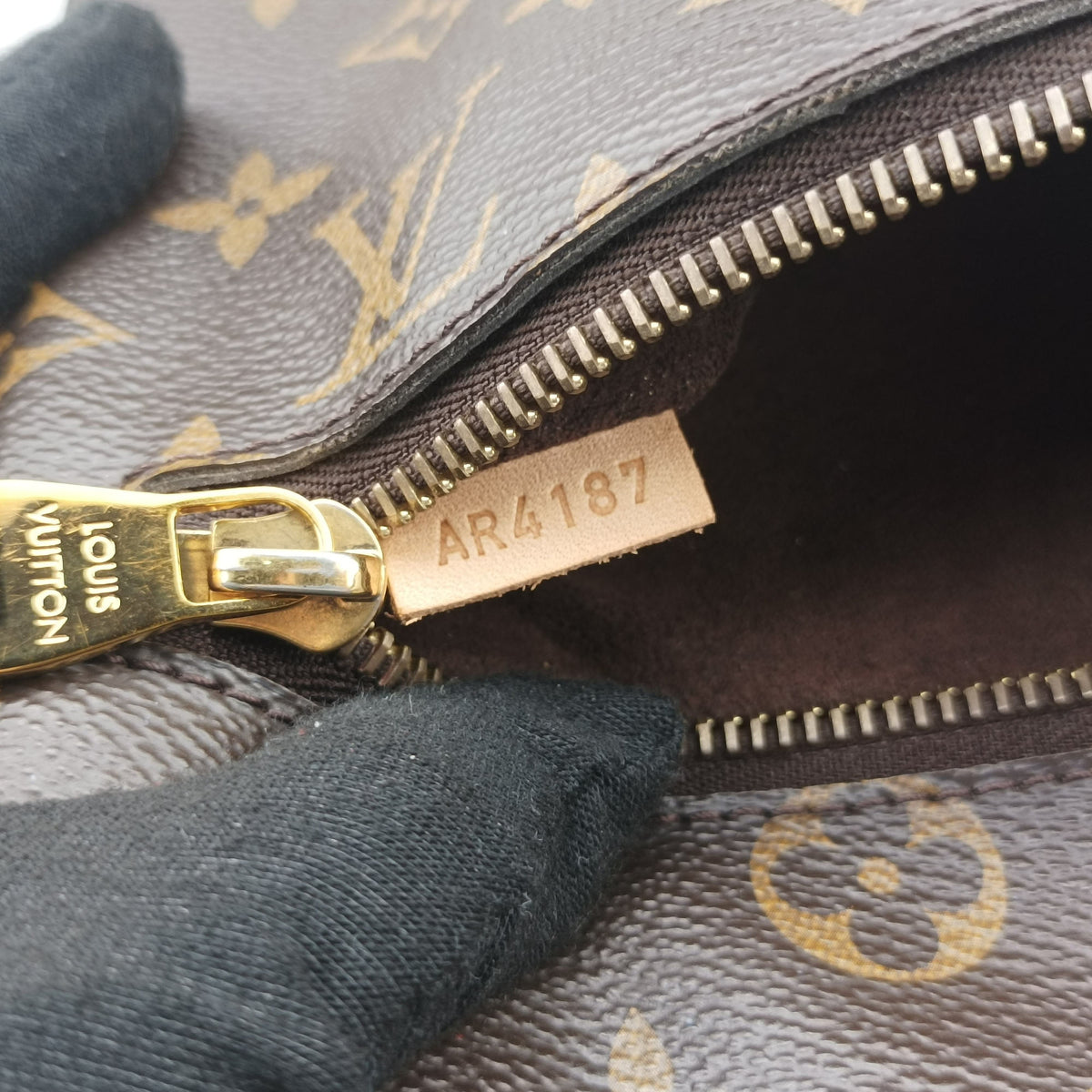 Pochette Metis MM Brown Monogram Canvas M44875 AR4187ポシェットメティスMM モノグラム/ブラウン モノグラムキャンバス M44875 AR4187