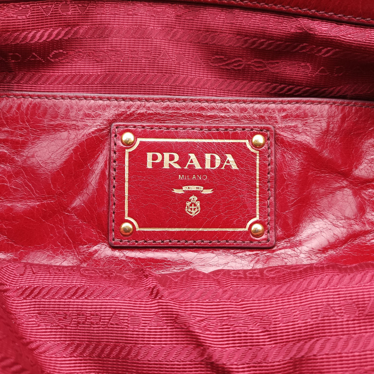 Vitello Shine Shopping Peonia Red Leather BN2324 7/I 227ヴィッテロ シャイン ショッピング ピオニア レッド レザー BN2324 7/I 227